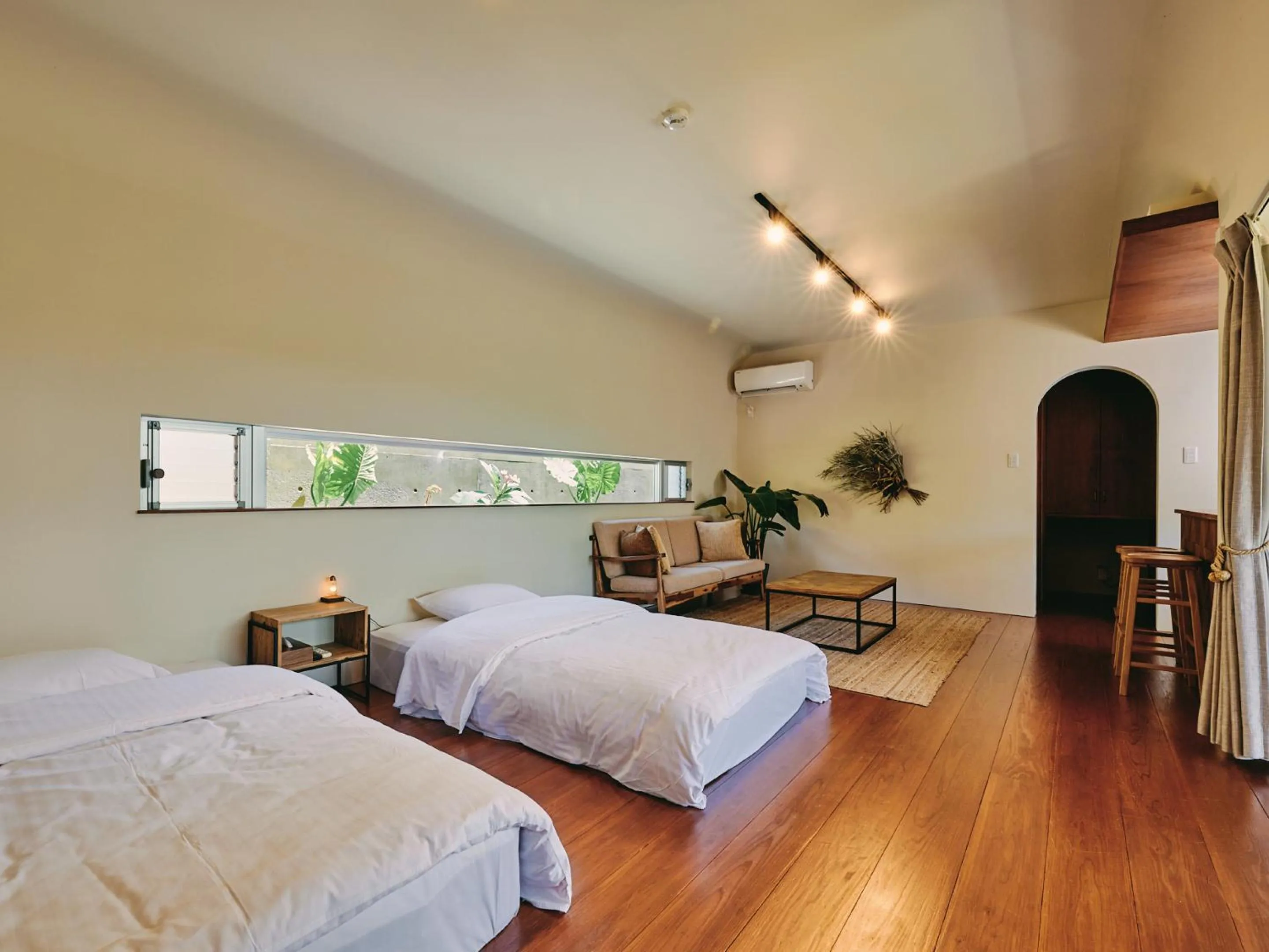 Photo of the whole room, Bed in IMAGINE OKINAWA -stay-