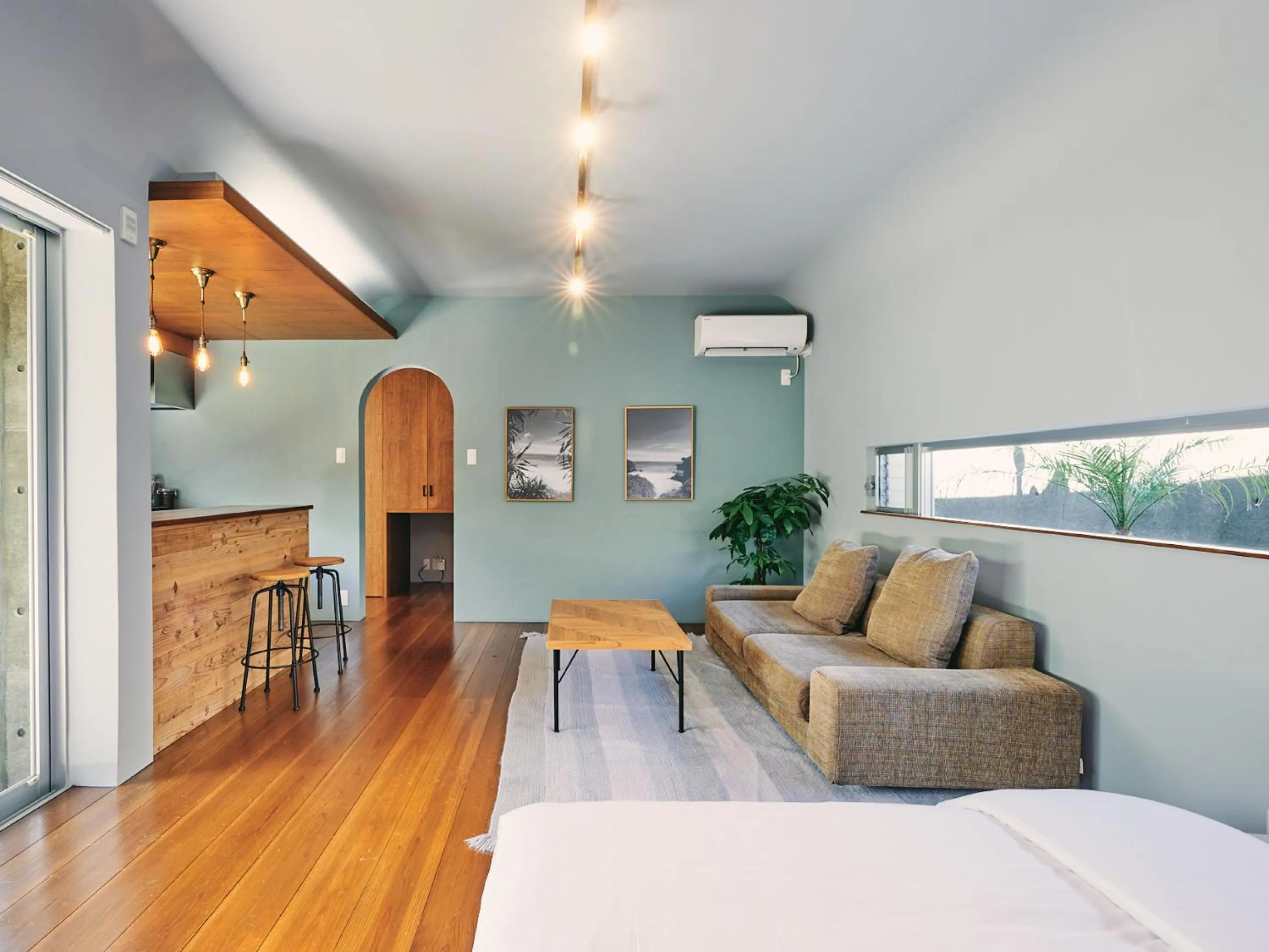 Photo of the whole room in IMAGINE OKINAWA -stay-