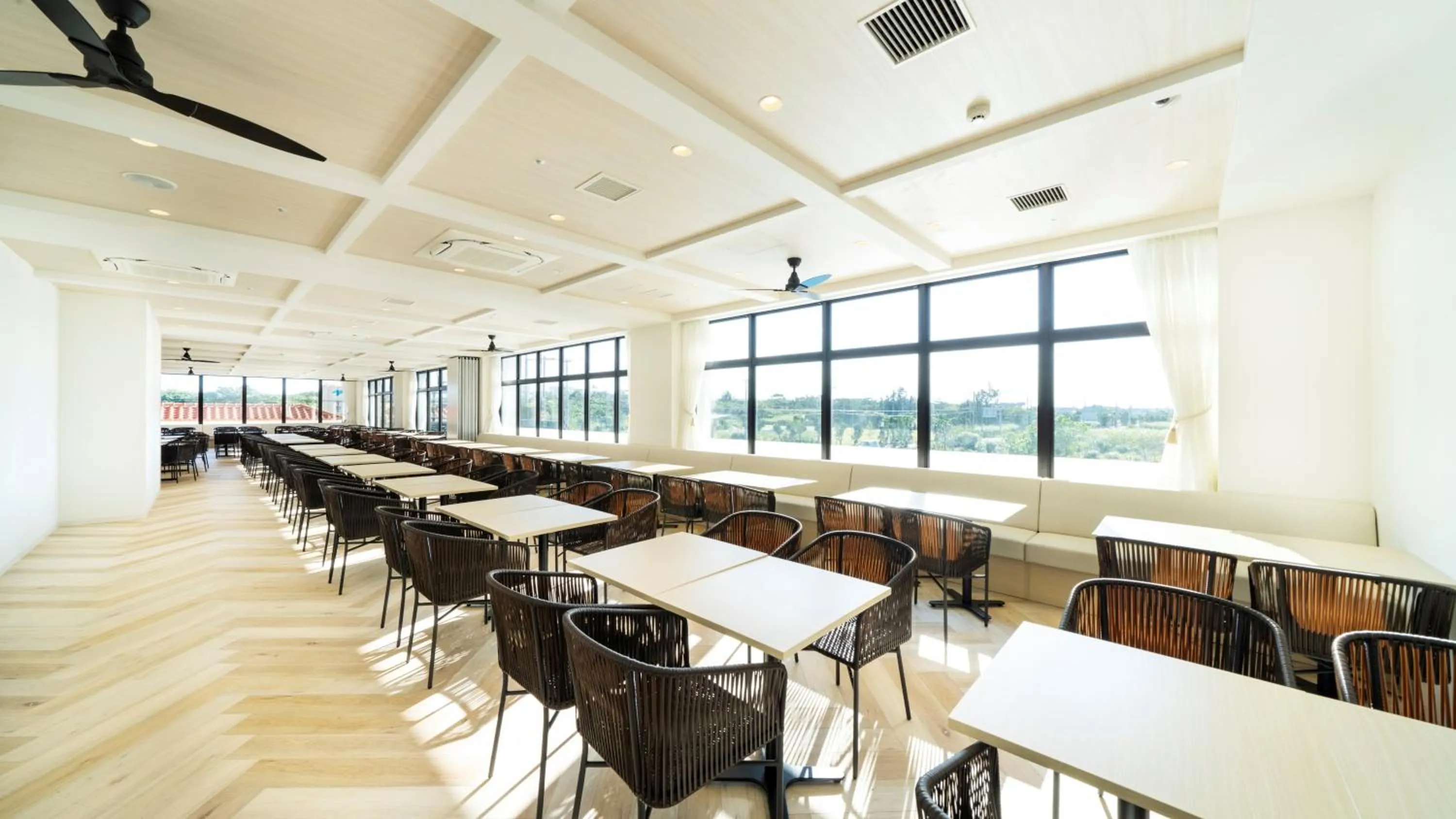 Restaurant/places to eat in Hotel Torifito Miyakojima Resort