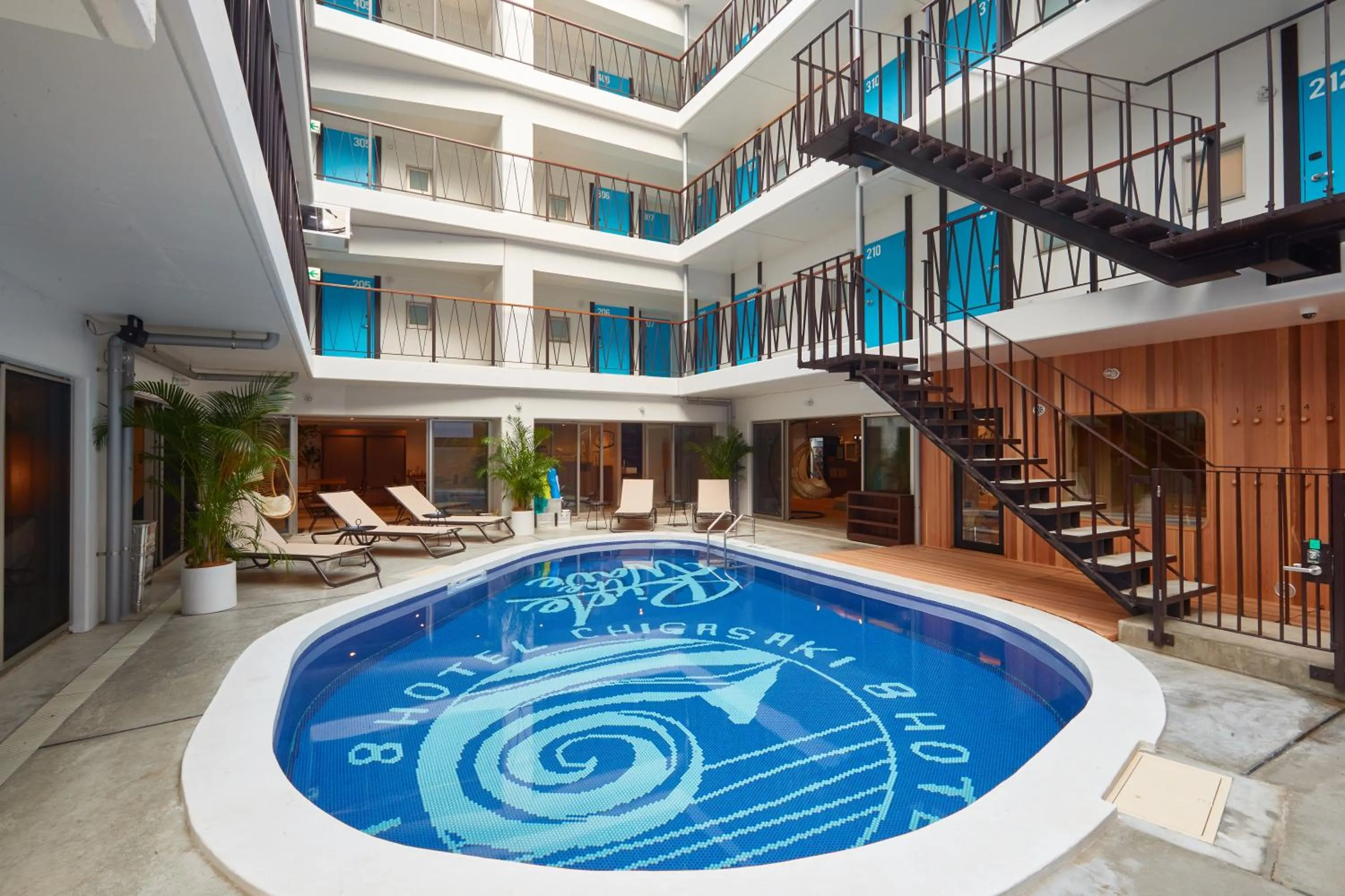 Day in 8HOTEL Chigasaki