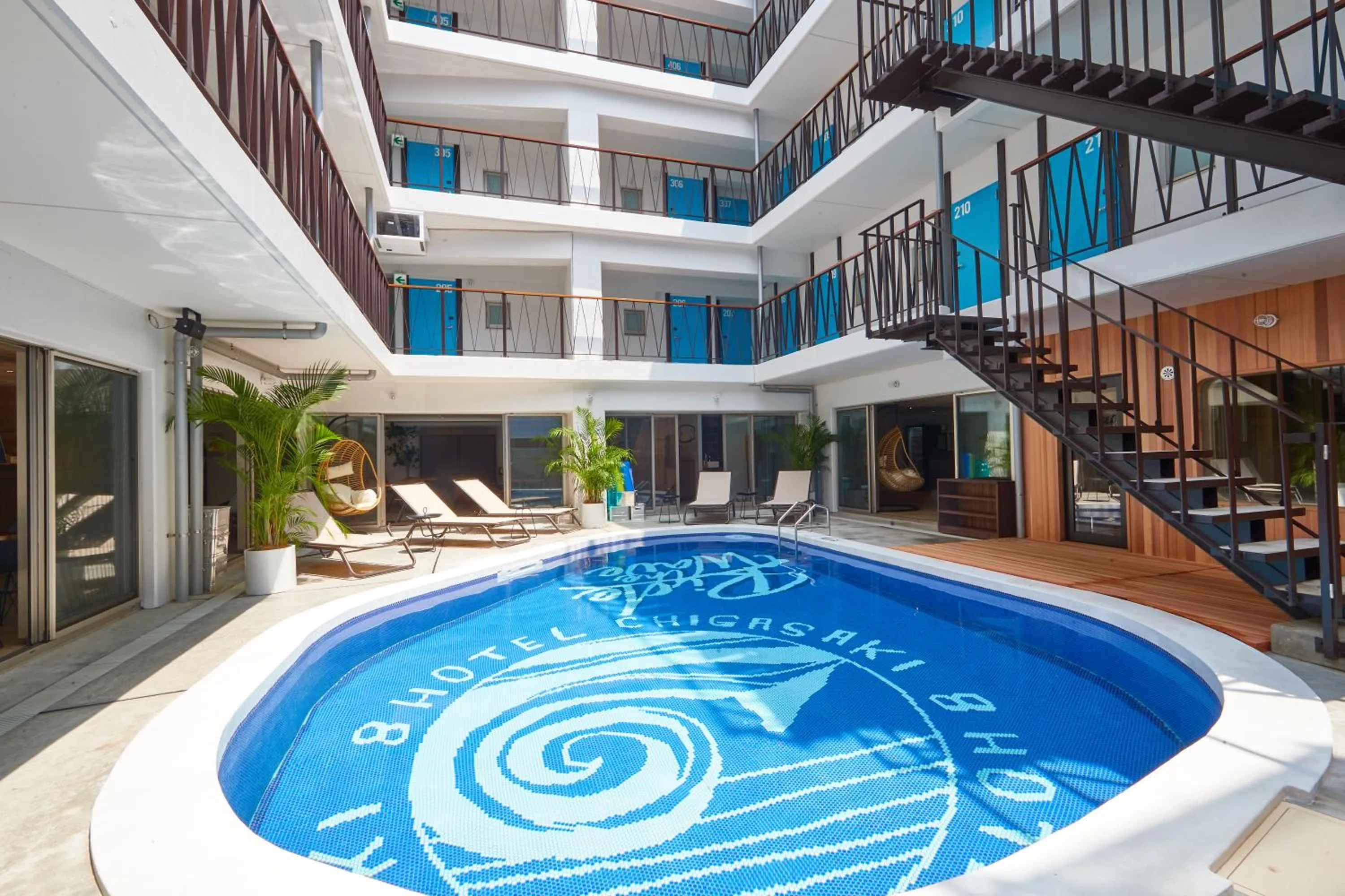 Day in 8HOTEL Chigasaki