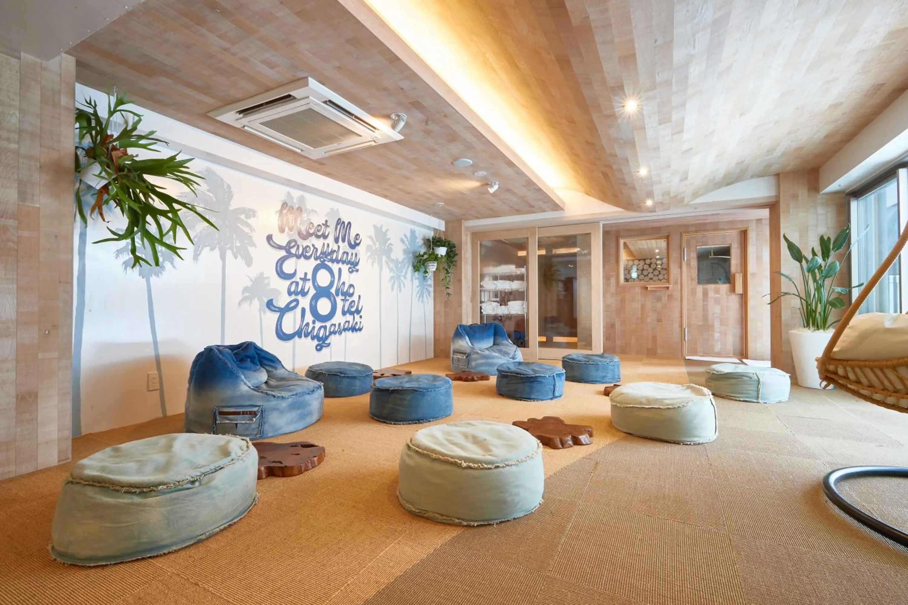 Communal lounge/ TV room in 8HOTEL Chigasaki