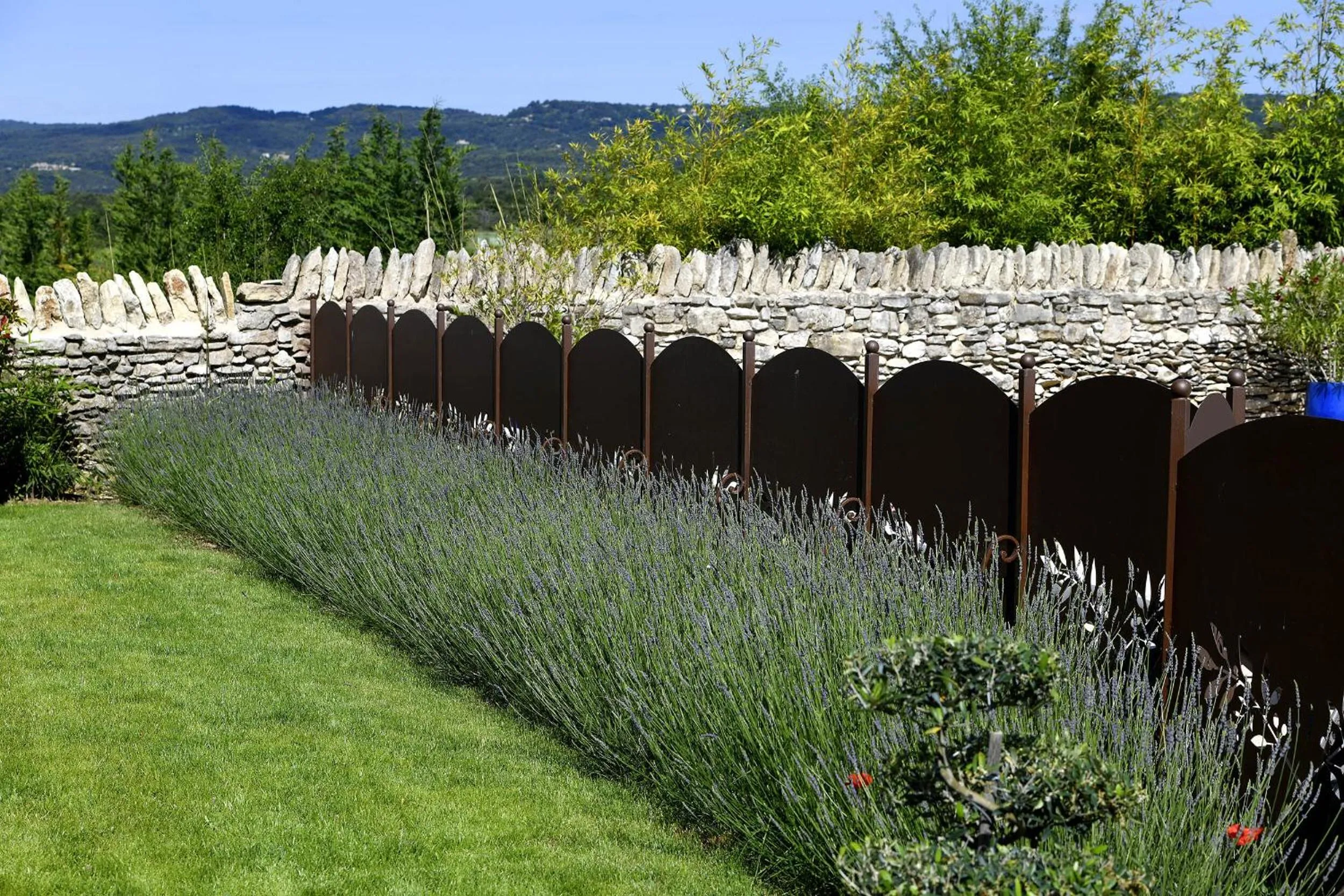 Garden in Bastide des Demoiselles