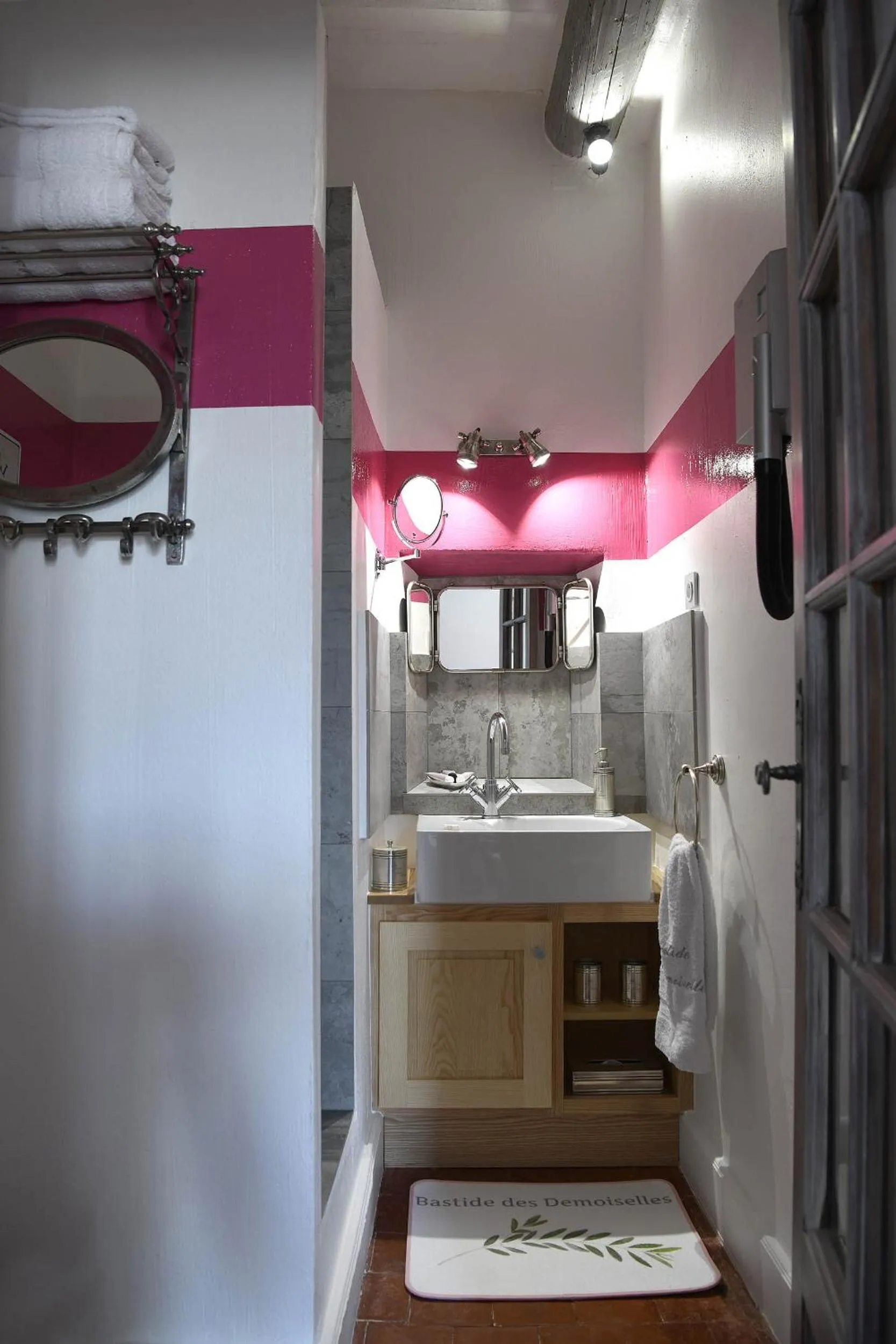 Bedroom in Bastide des Demoiselles