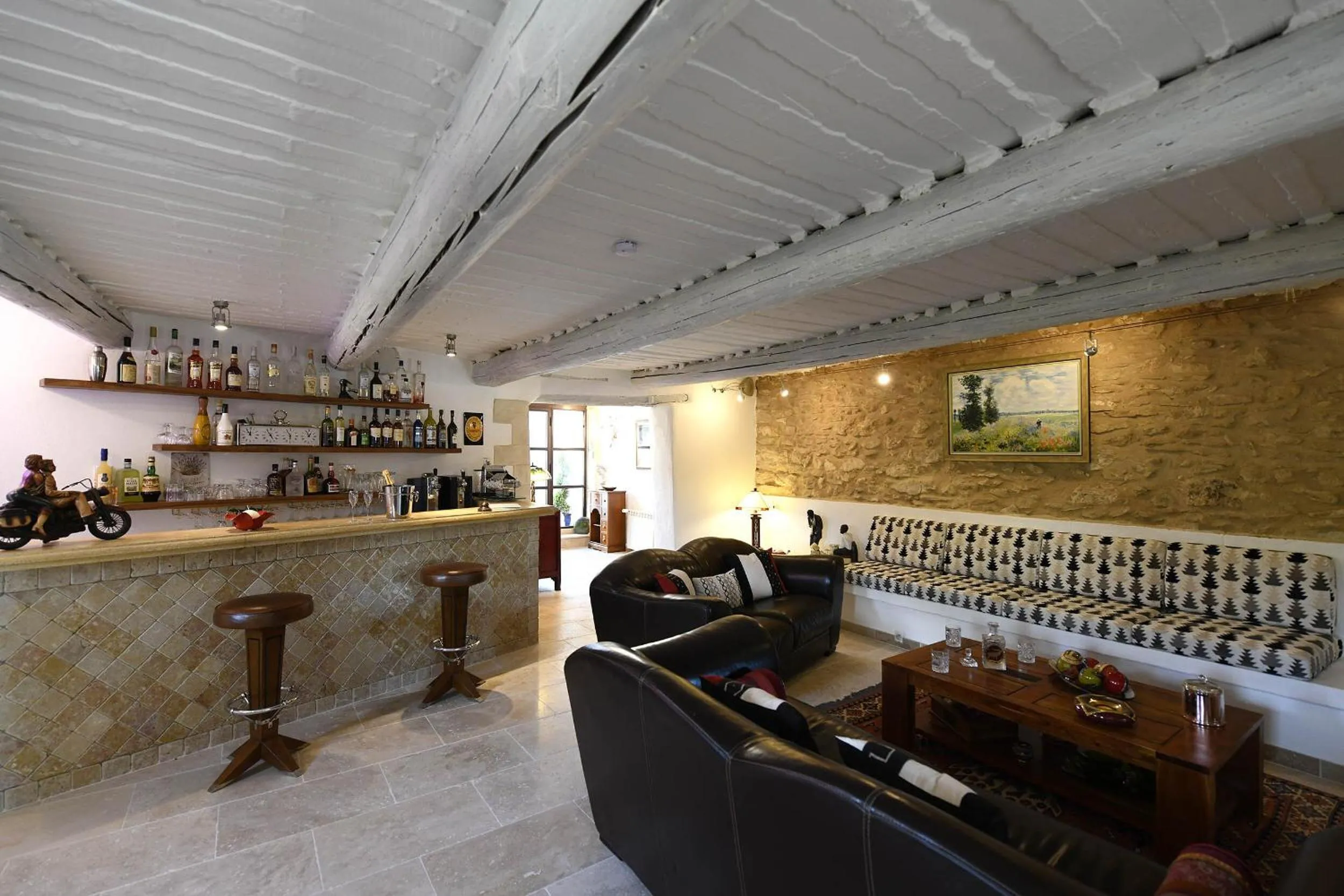 Lounge or bar in Bastide des Demoiselles