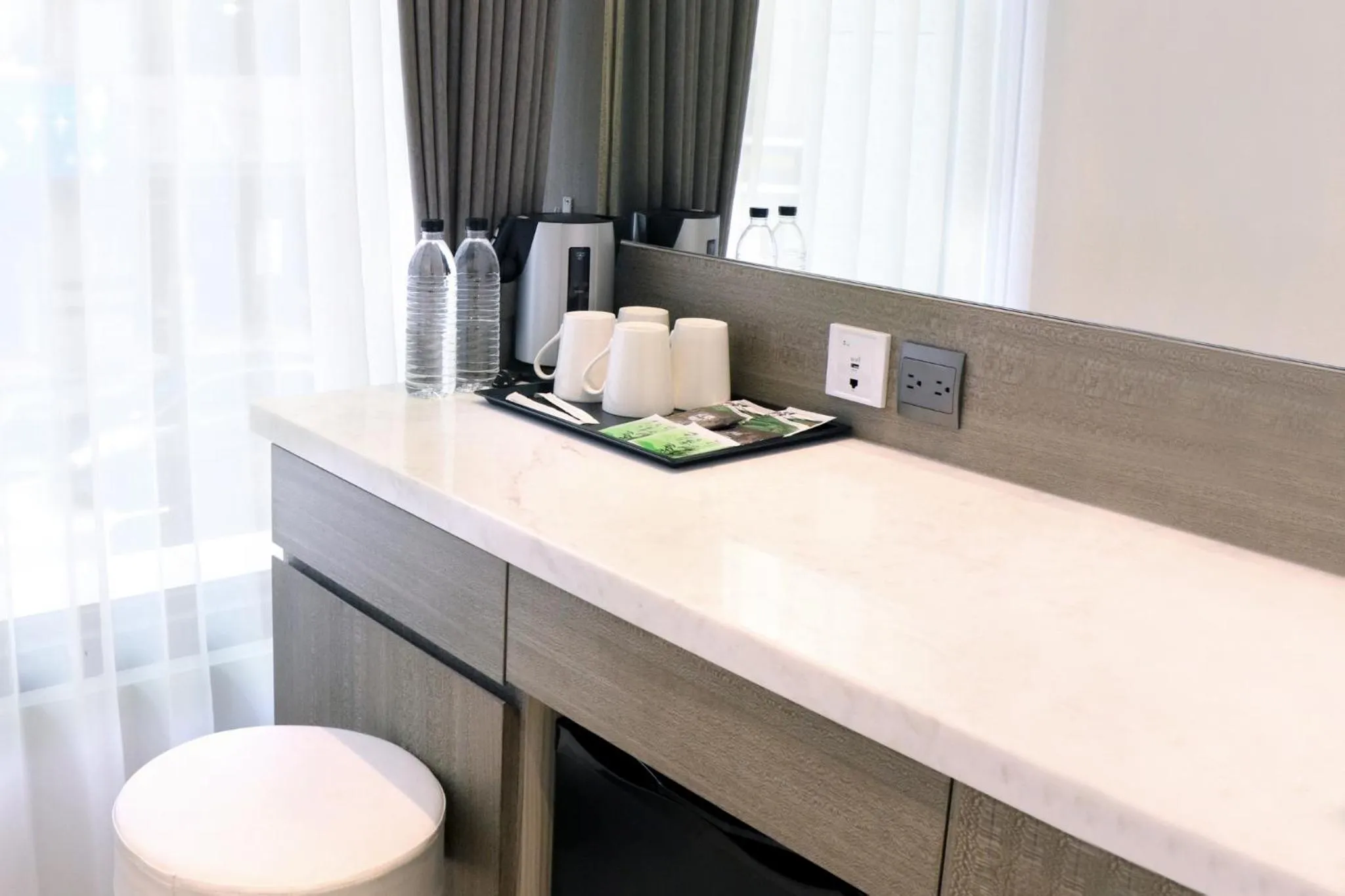 Coffee/tea facilities in Gamalan Spring Hotel