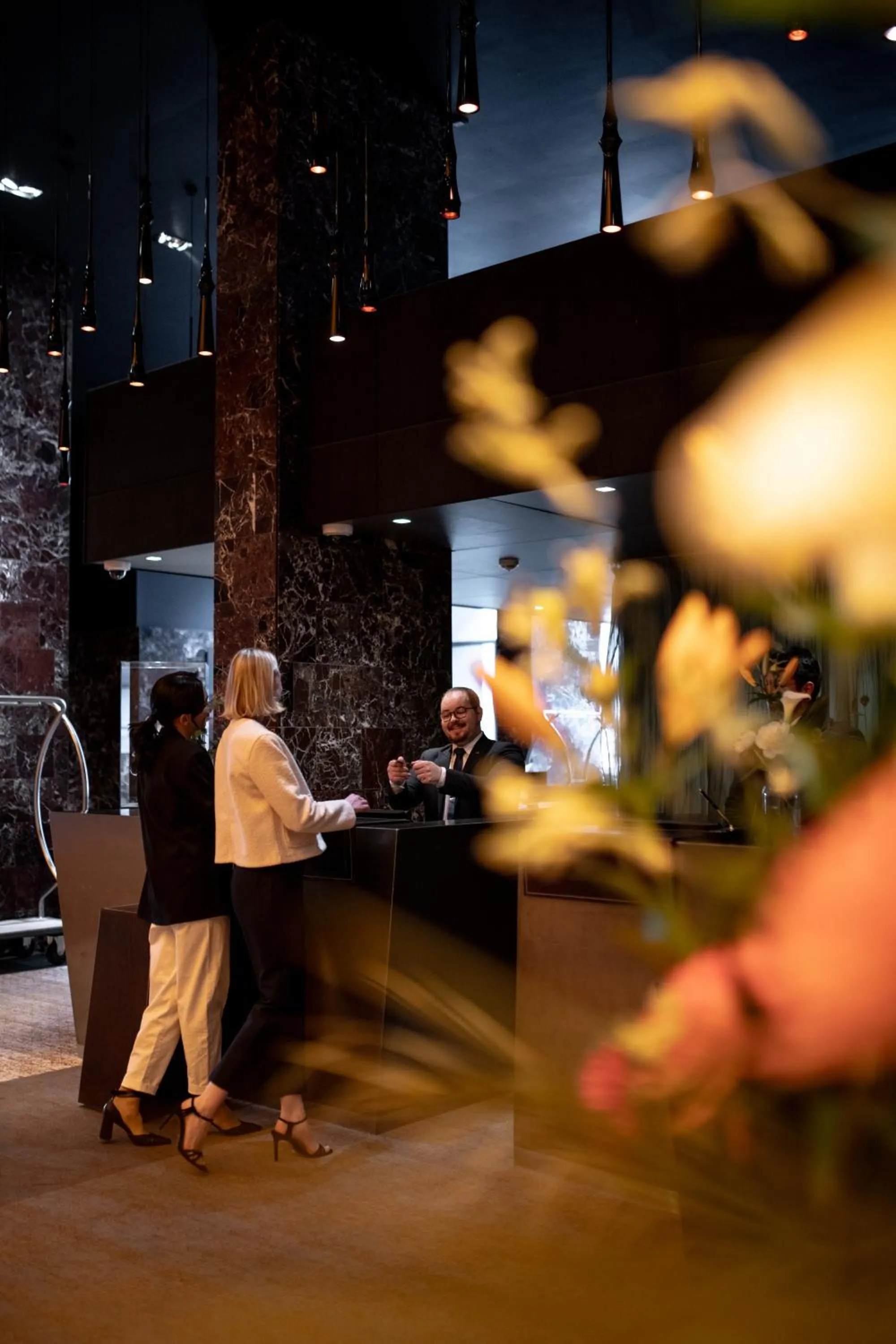 Lobby or reception in Sofitel Munich Bayerpost