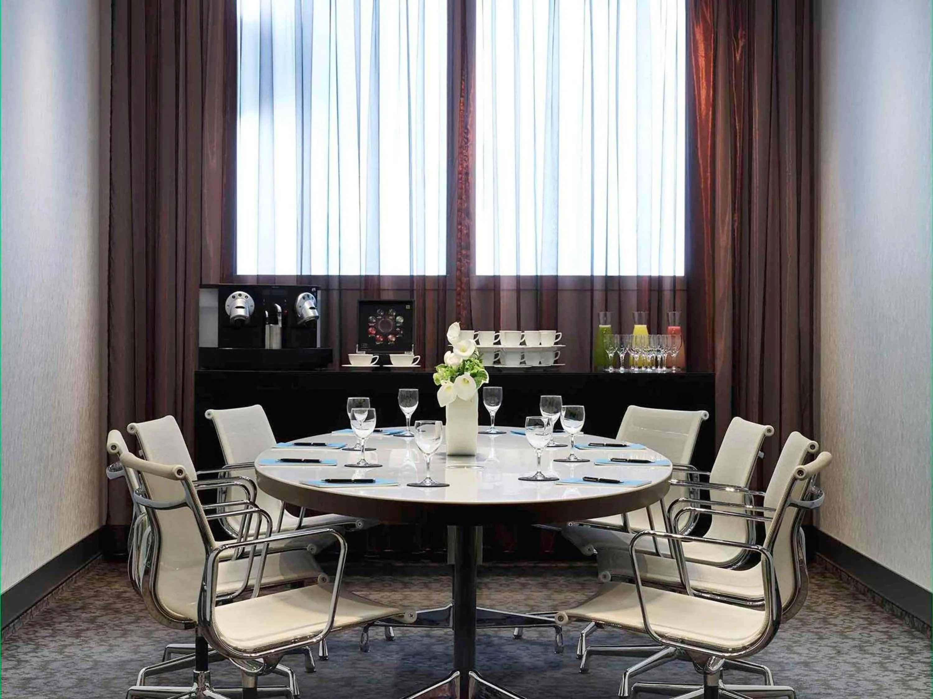 Meeting/conference room in Sofitel Munich Bayerpost