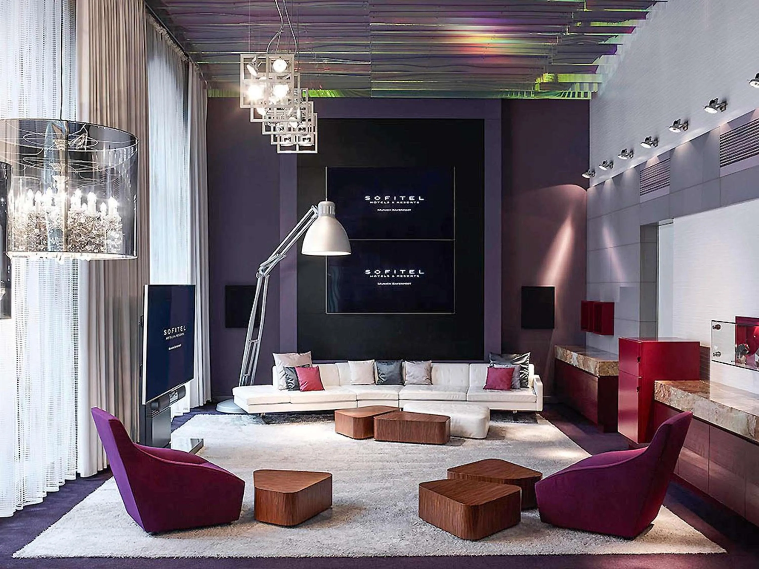 Apartment Suite with Balcony in Sofitel Munich Bayerpost