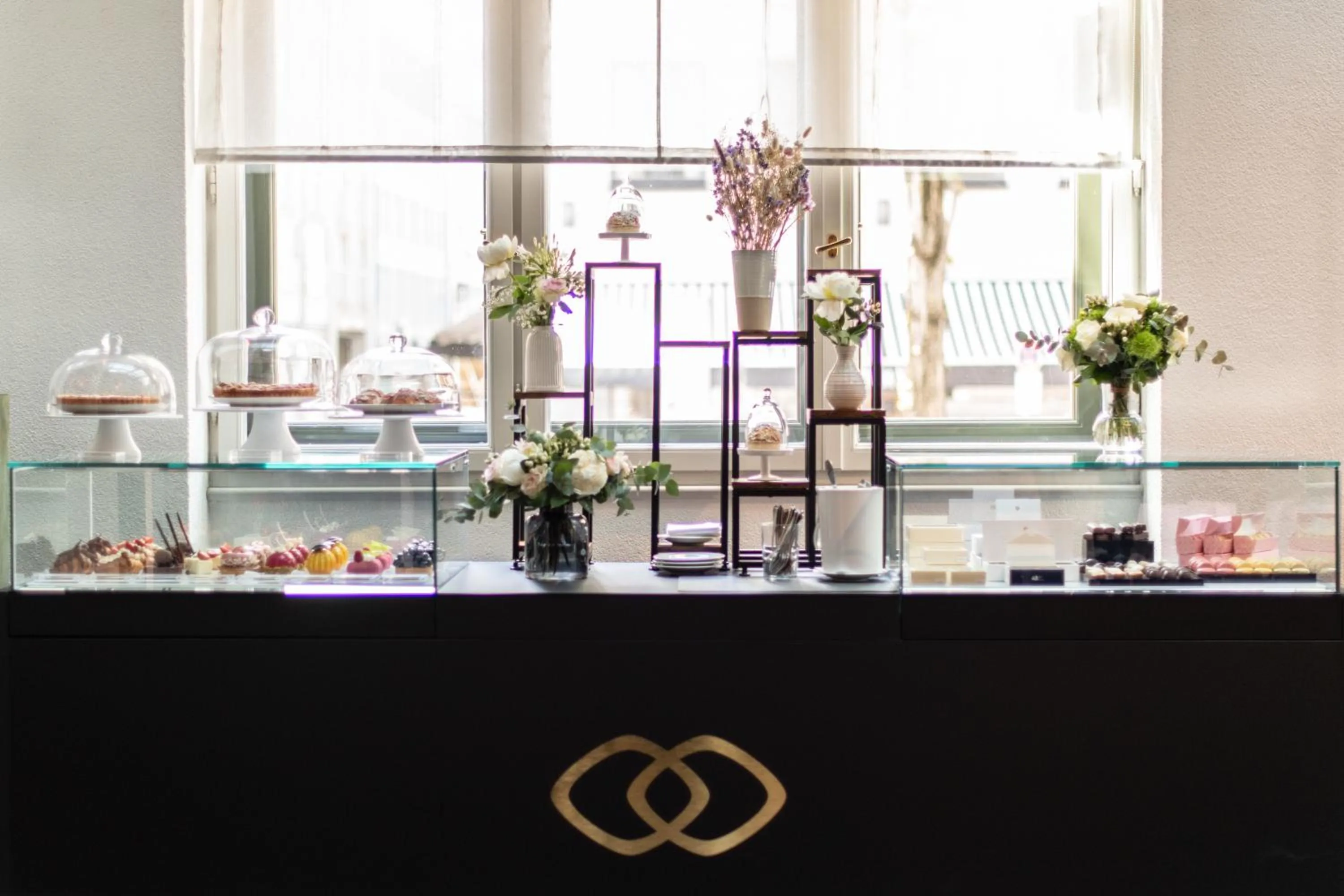 Food and drinks in Sofitel Munich Bayerpost