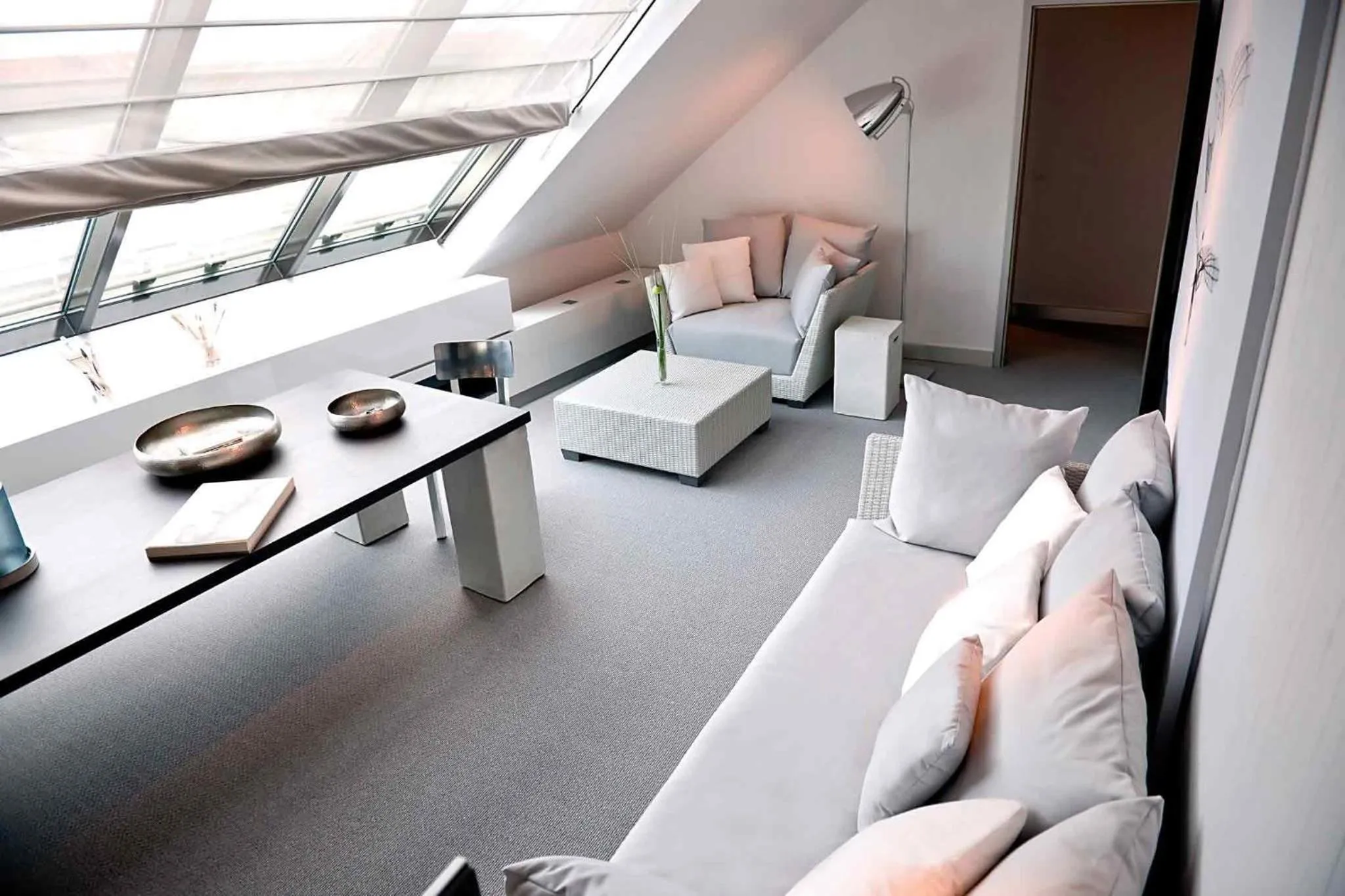 Photo of the whole room in Sofitel Munich Bayerpost