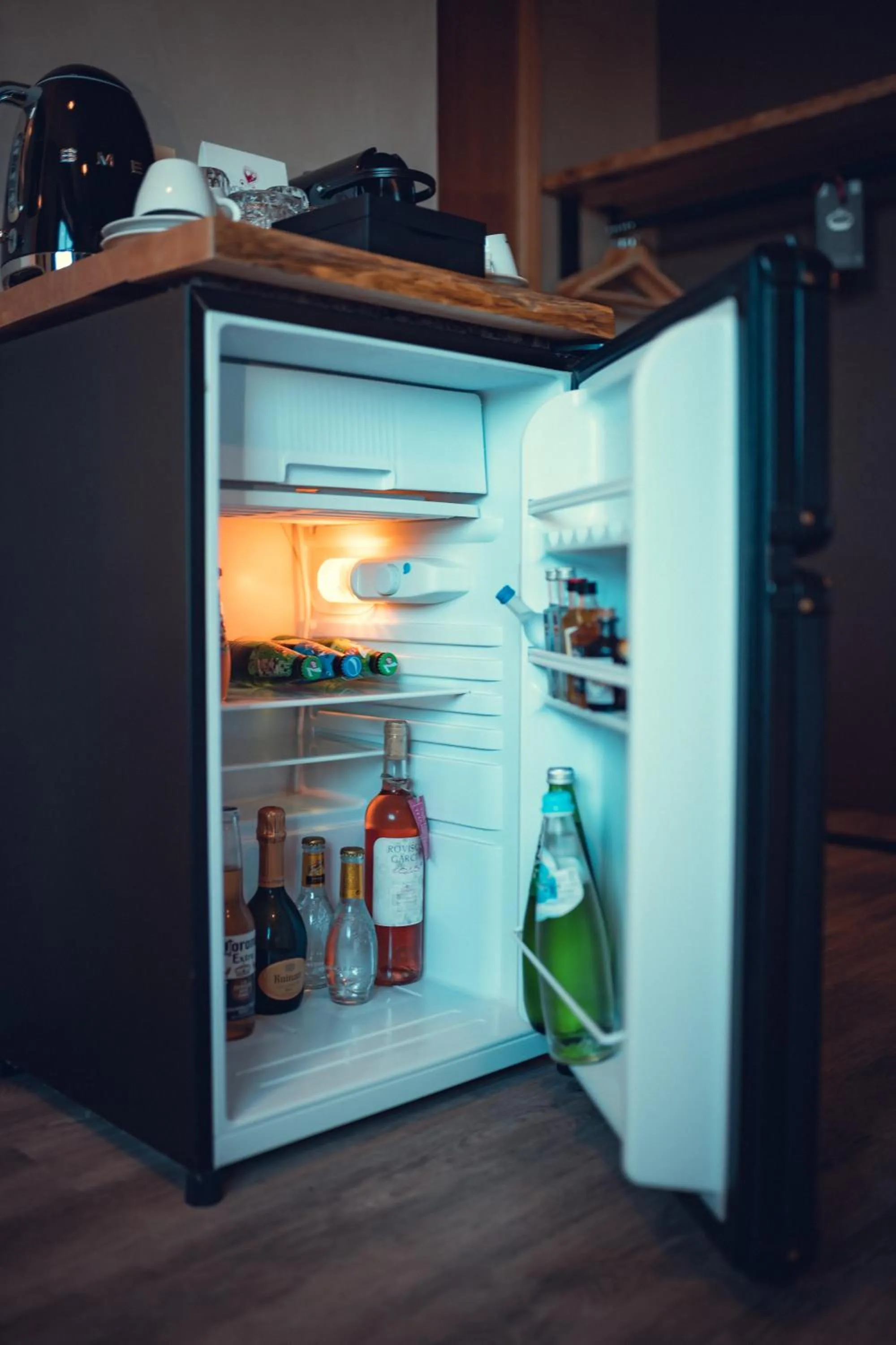 Coffee/tea facilities in Charm Nature