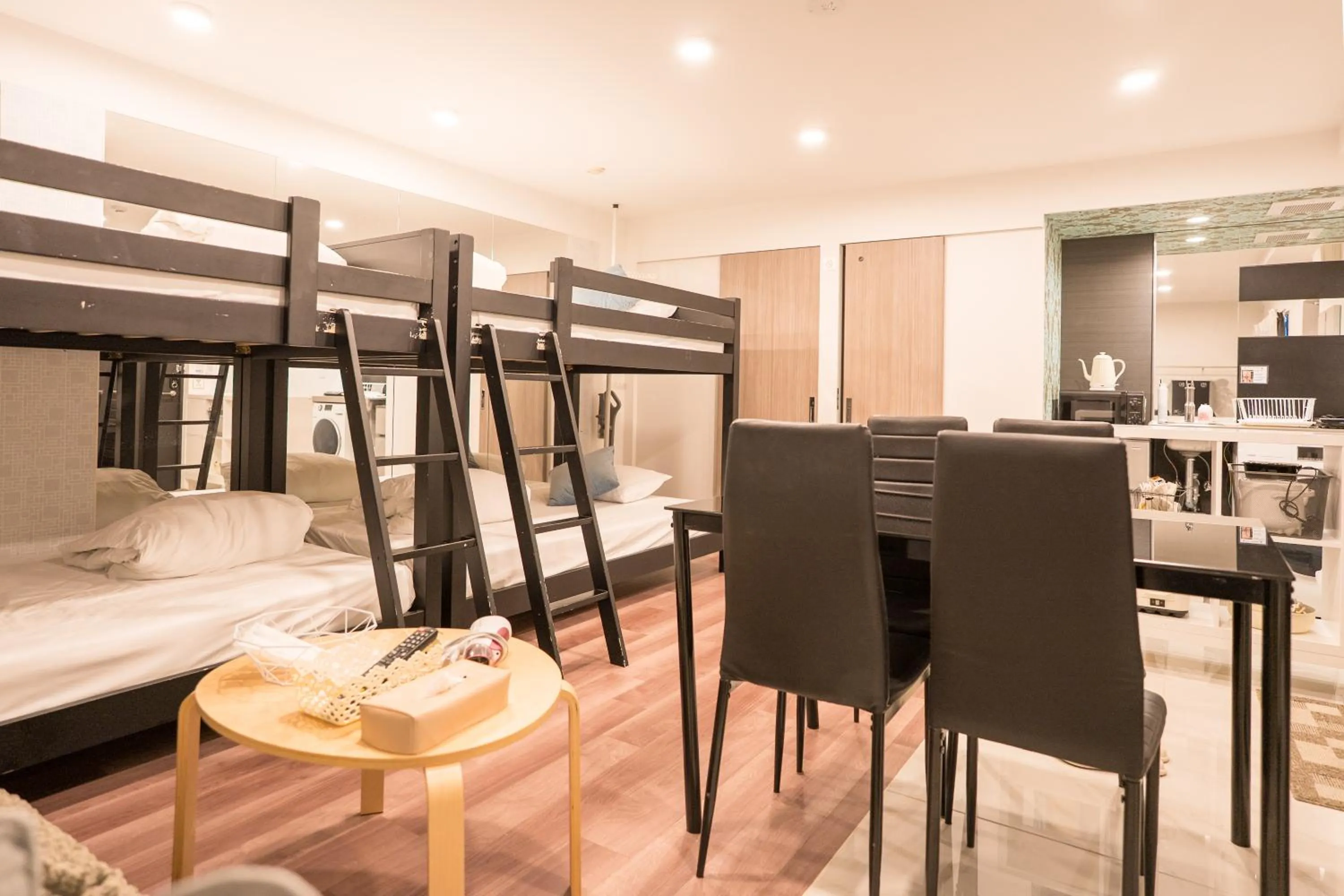 Bed in Space F Yoyogi