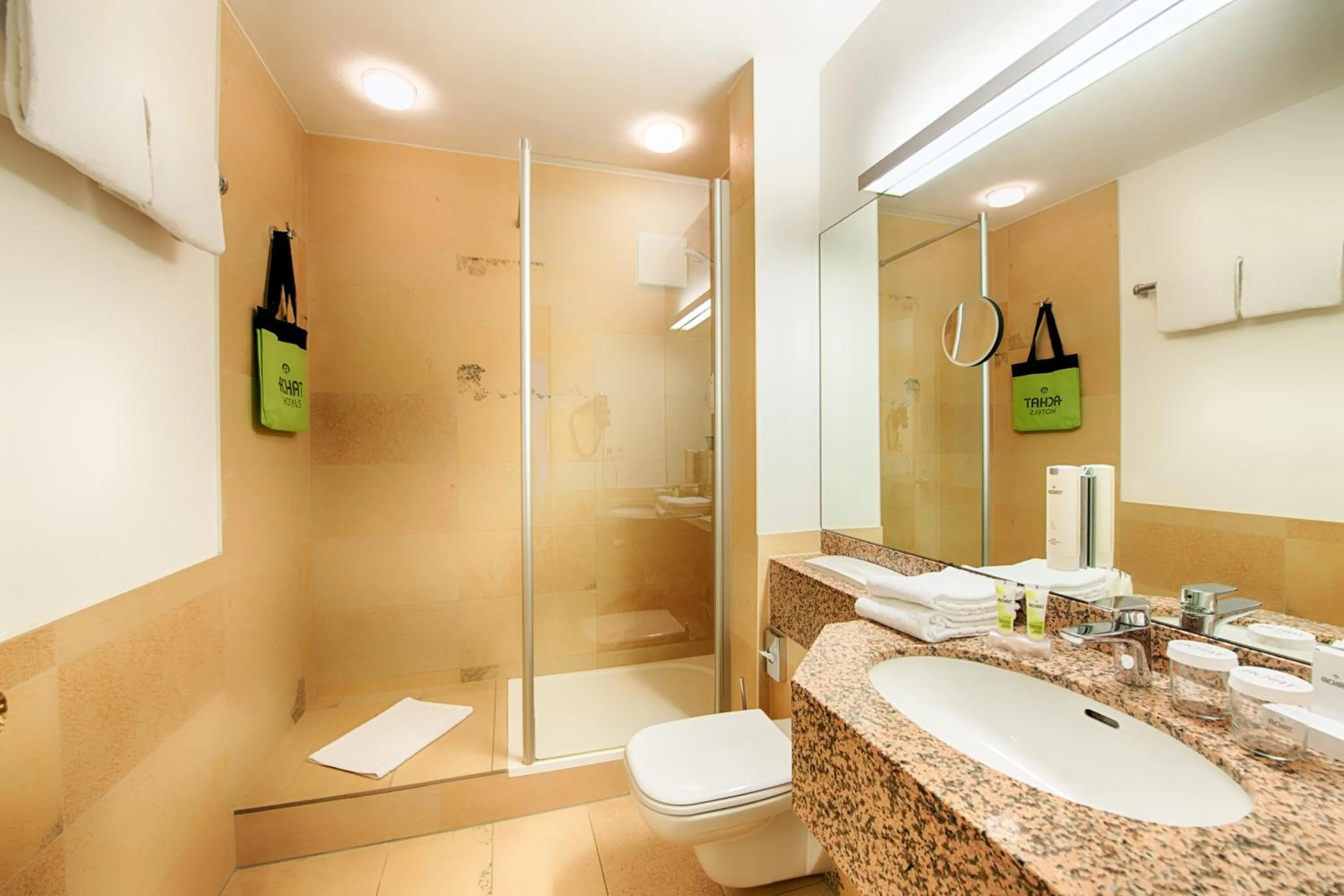 Shower in Hotel SchreiberHof