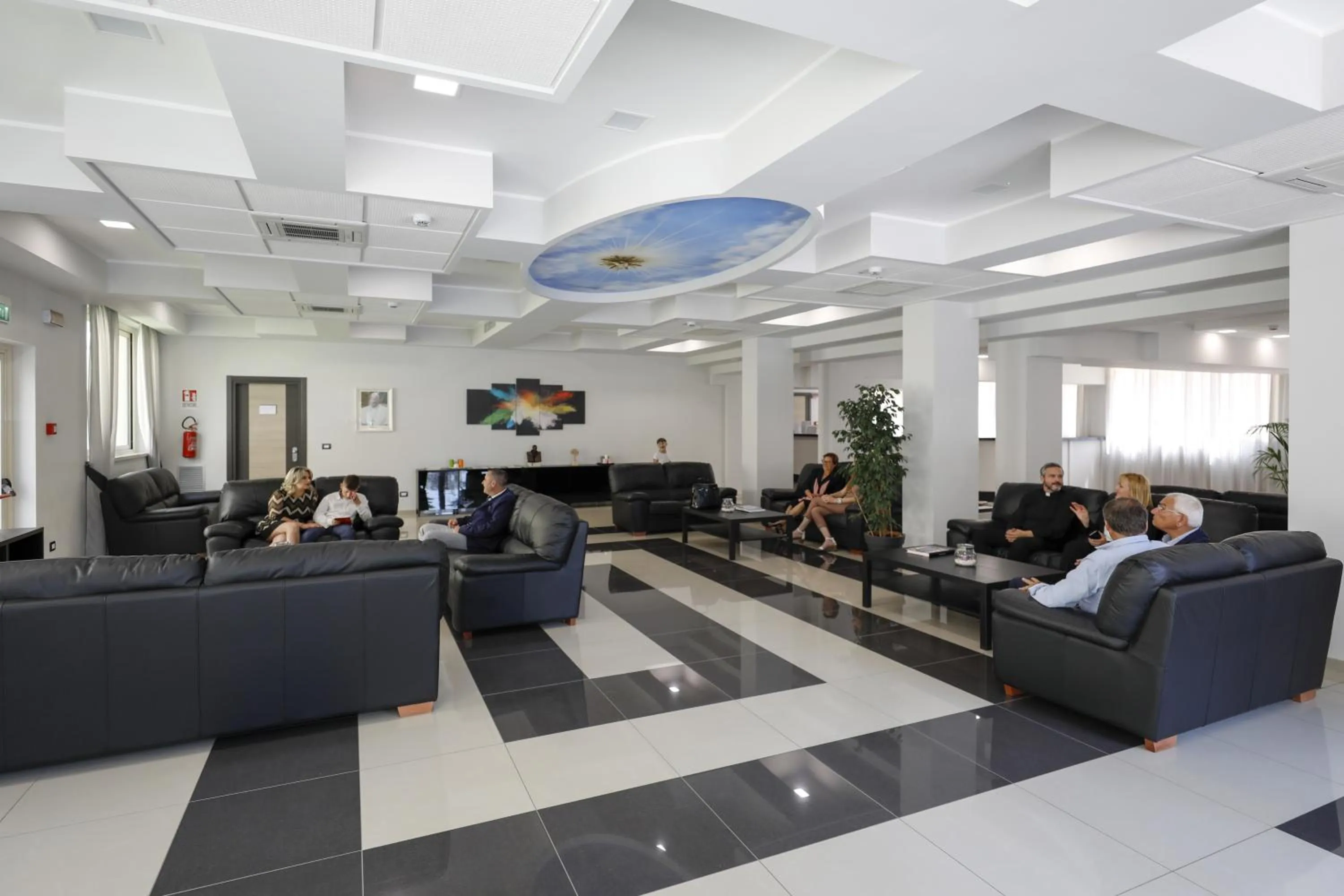 Lobby or reception in Casa per Ferie San Juan de Ávila