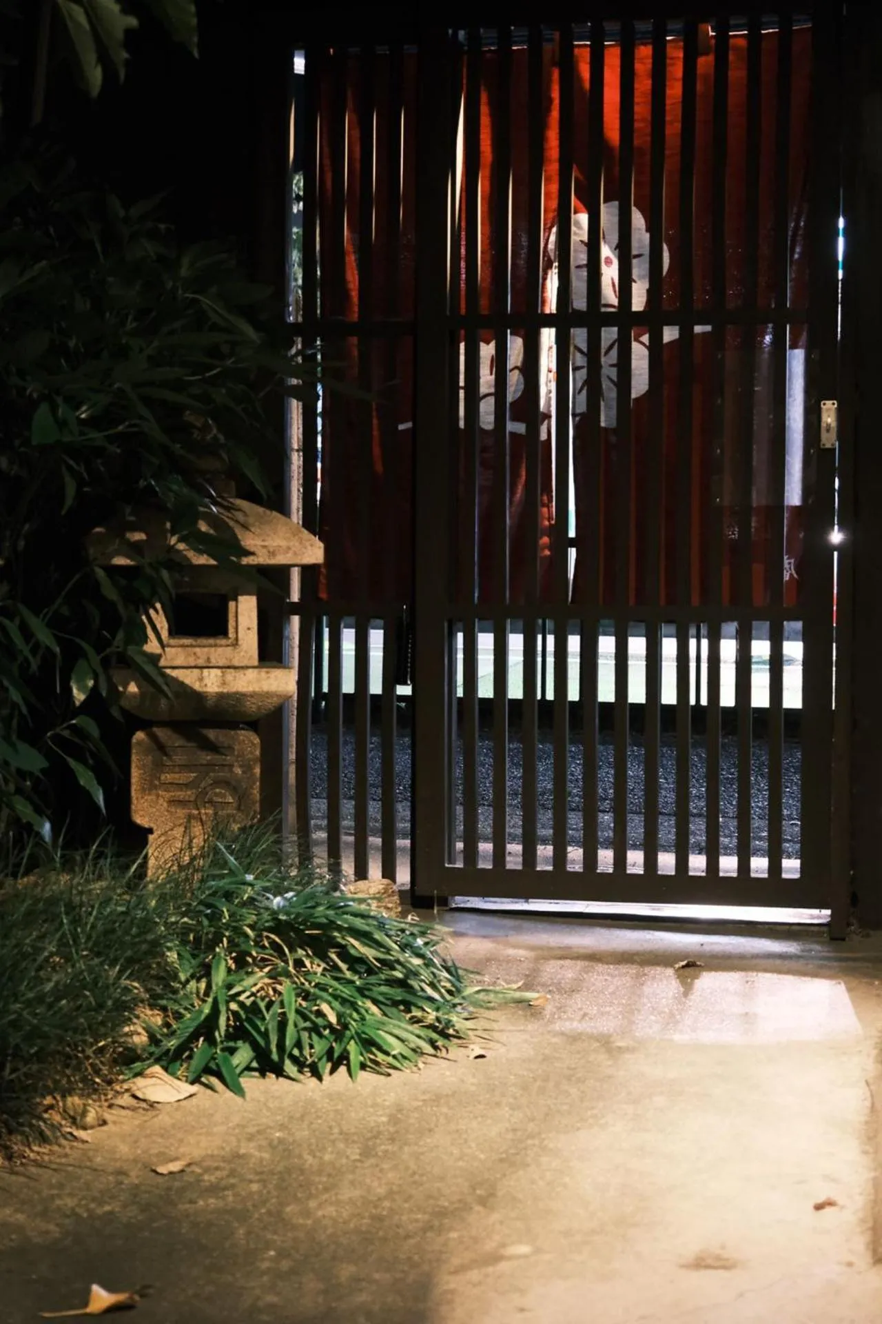 Facade/entrance in Sanjyomisasagi Umenotoan