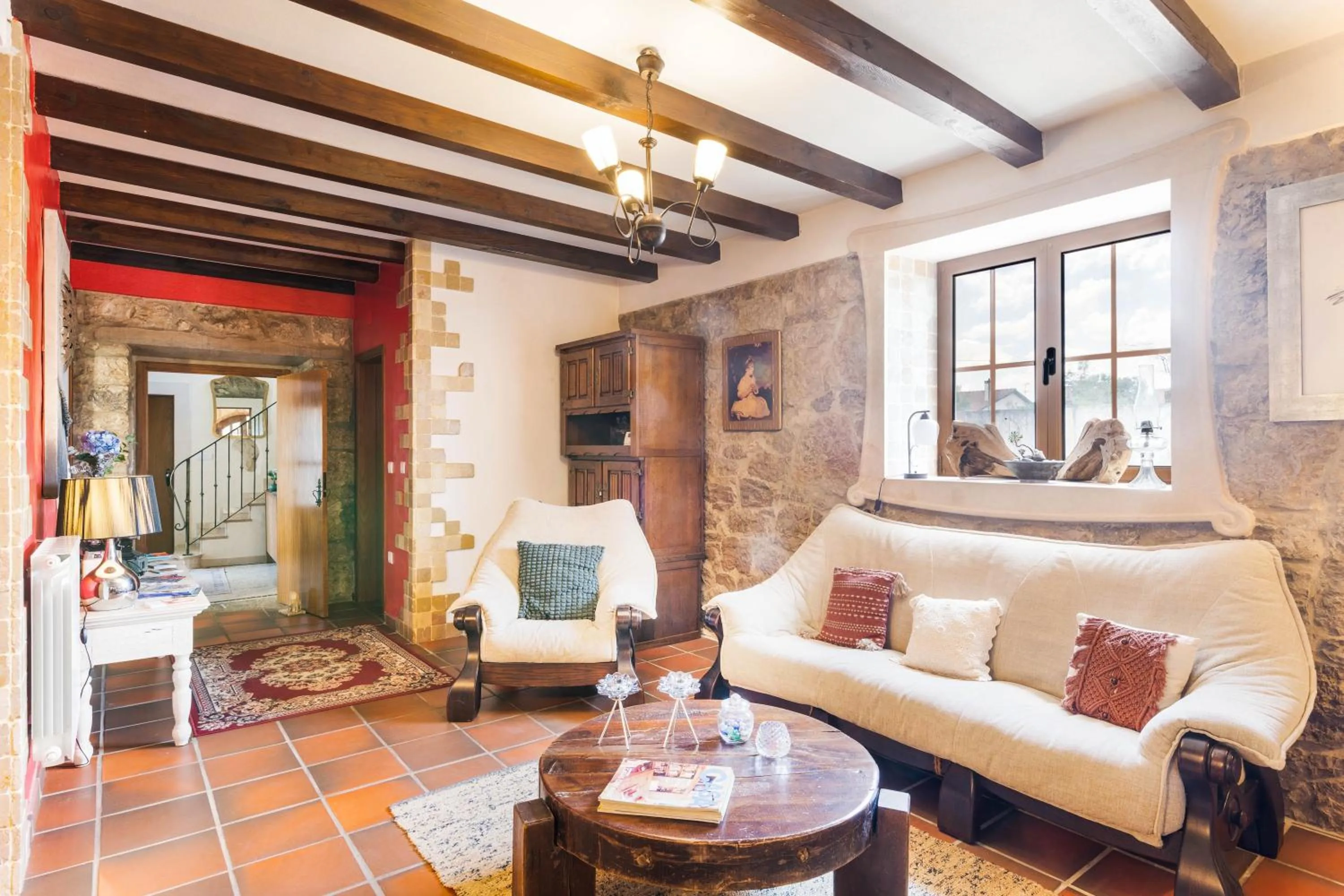 Communal lounge/ TV room, Bed in Refúgio das Artes Guesthouse