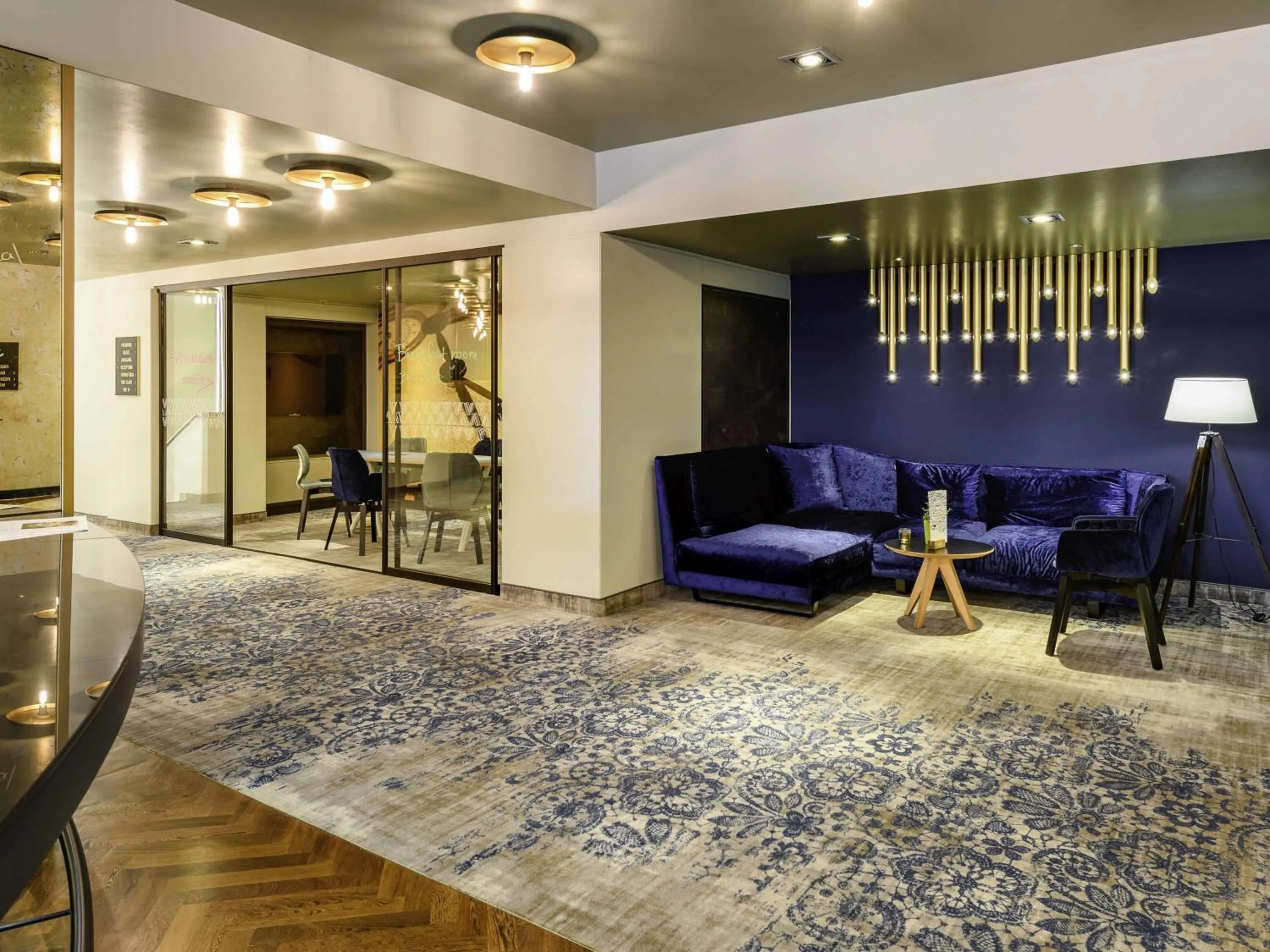 Lounge or bar in Mercure Hotel Freiburg am Münster