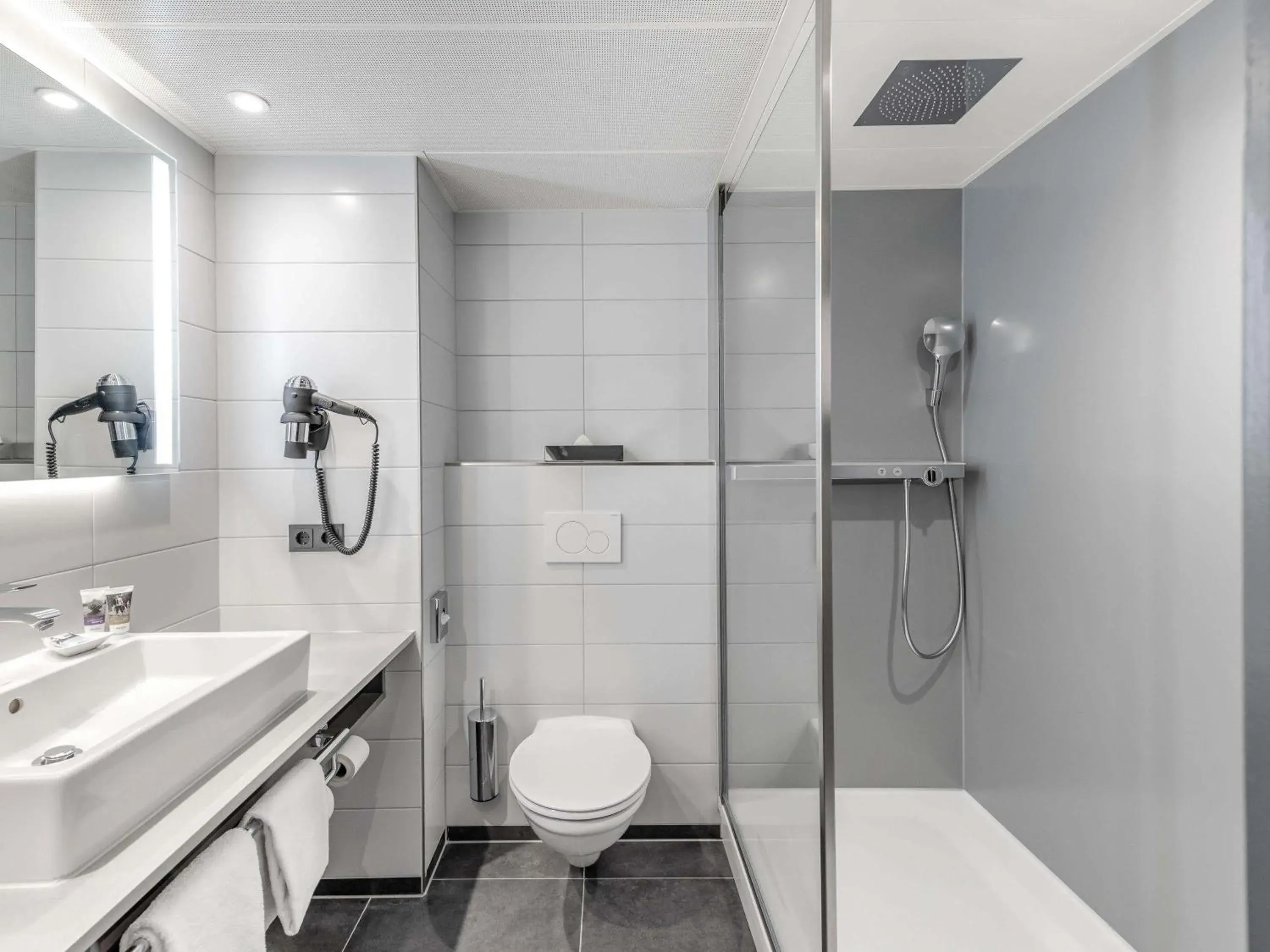 Superior Double Room in Mercure Hotel Freiburg am Münster Superior Double Room in Mercure Hotel Freiburg am Münster