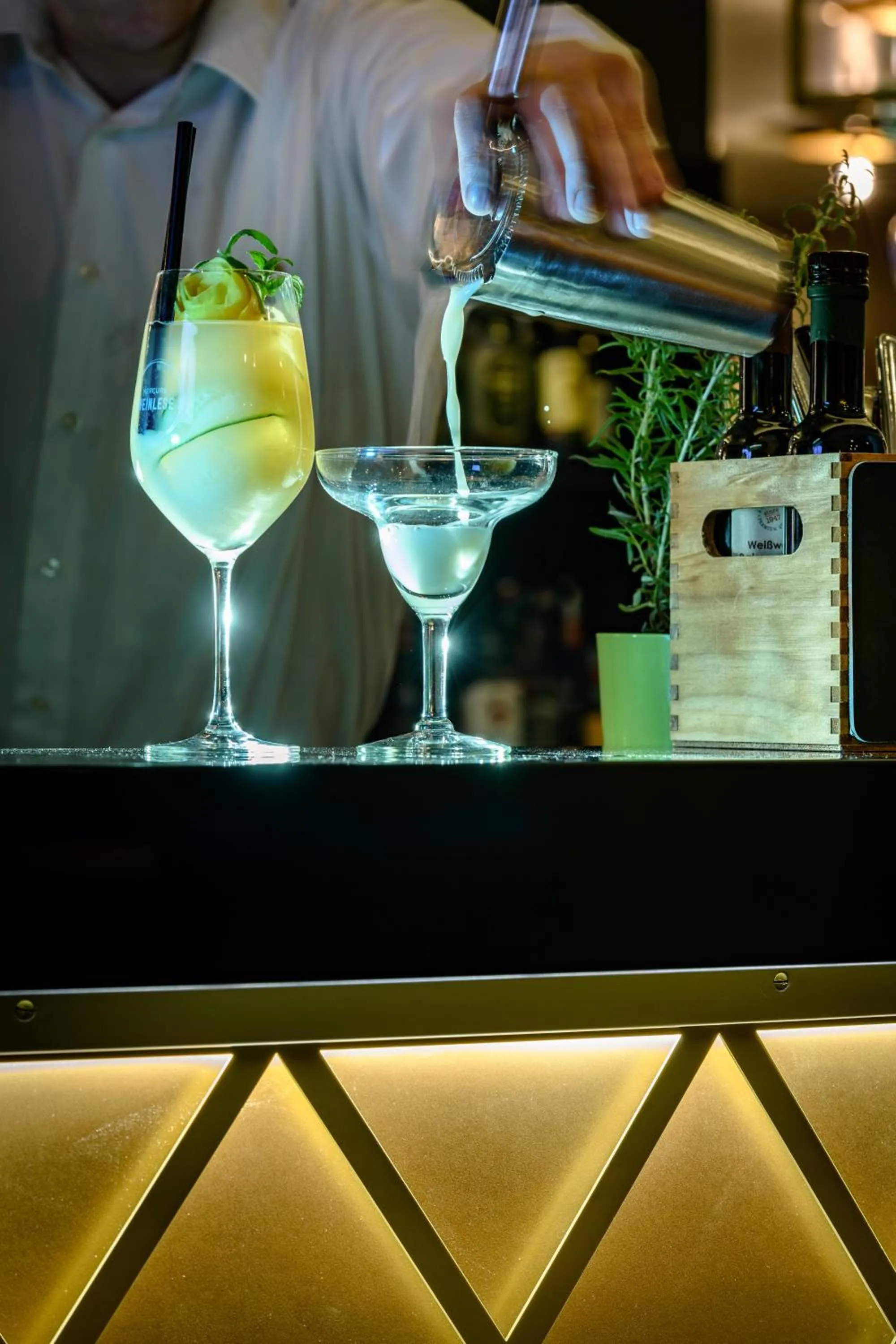 Lounge or bar in Mercure Hotel Freiburg am Münster