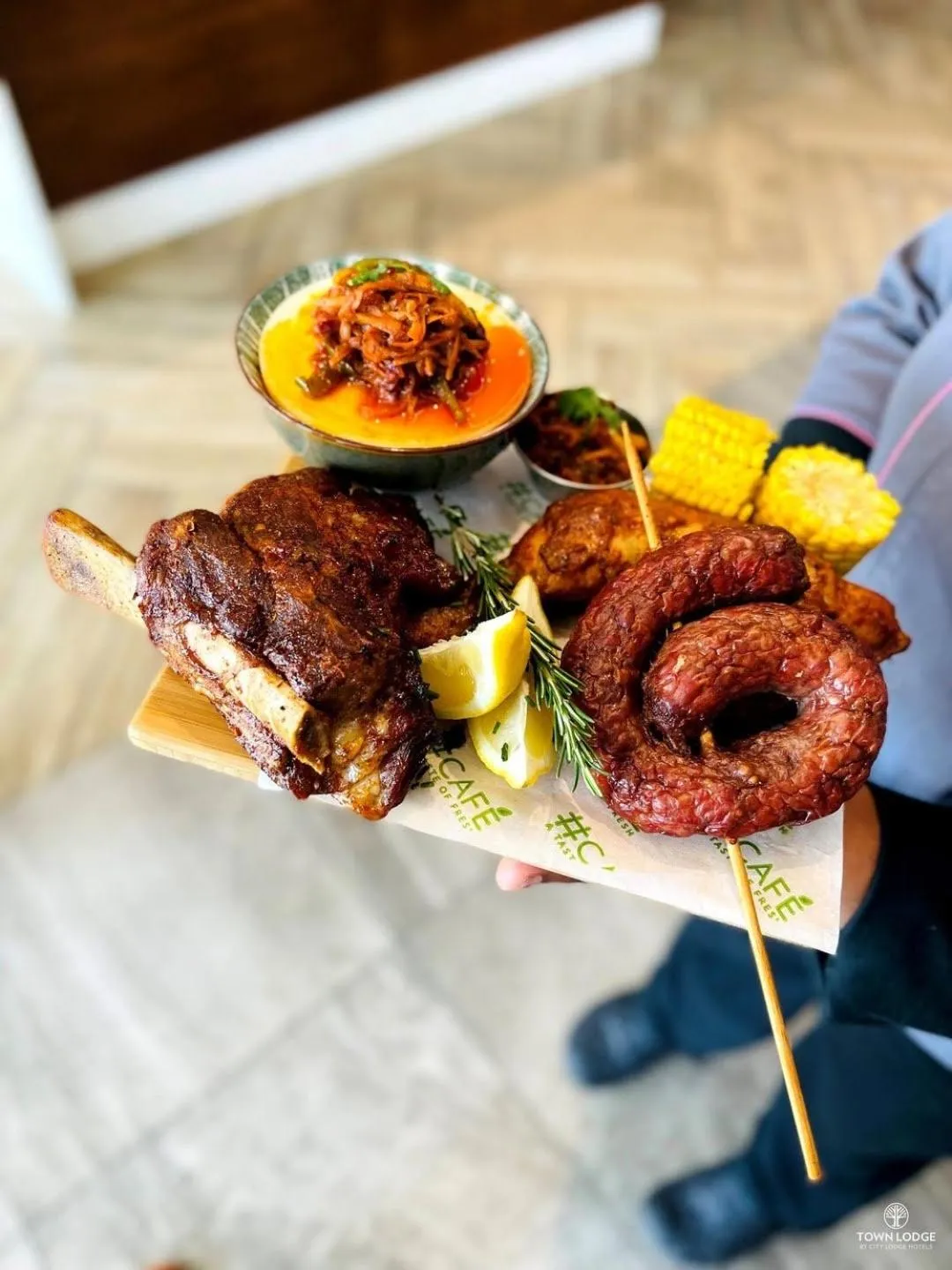 Restaurant/places to eat in Town Lodge Umhlanga