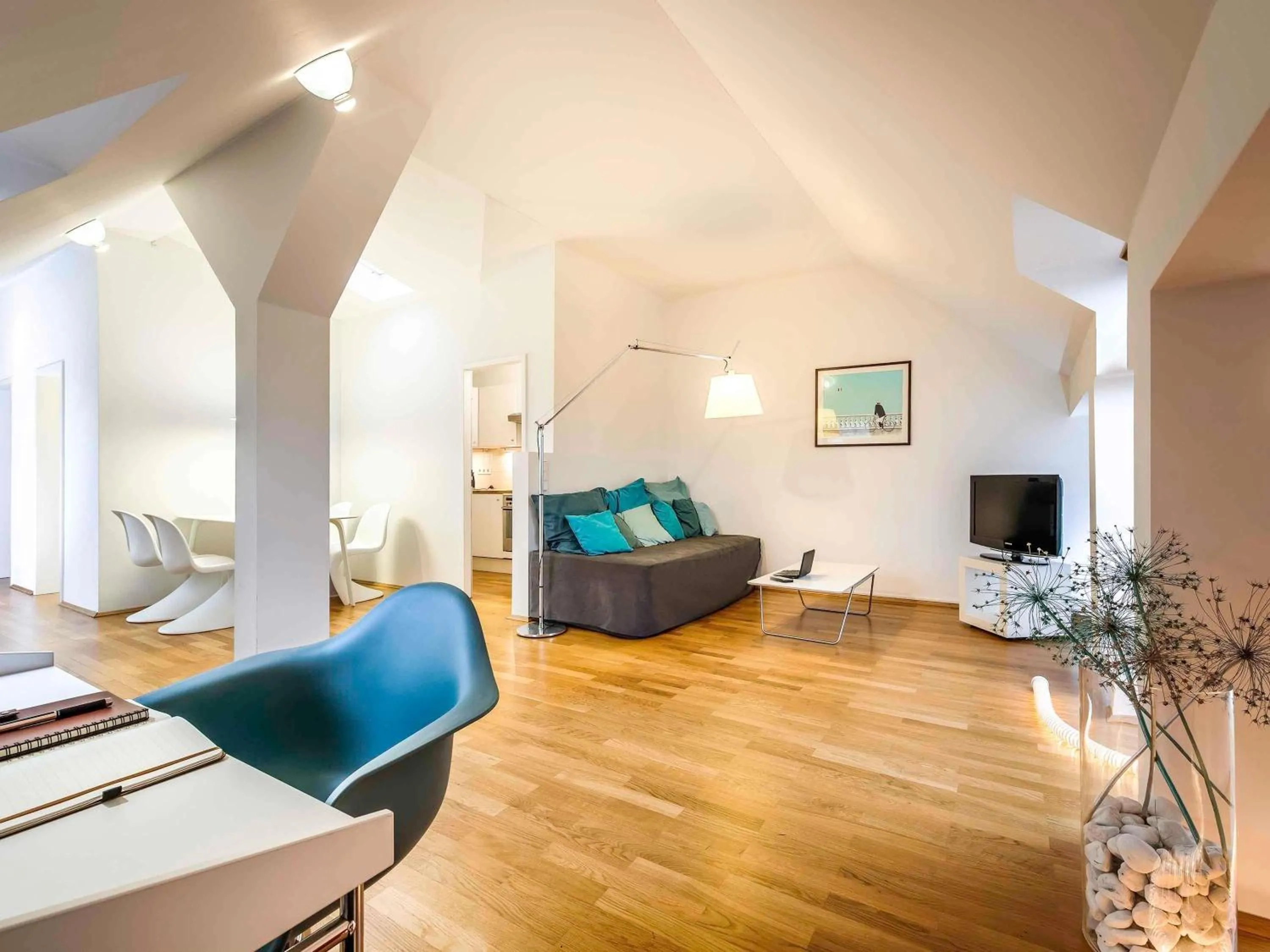 Bedroom in Mercure Hotel München Altstadt