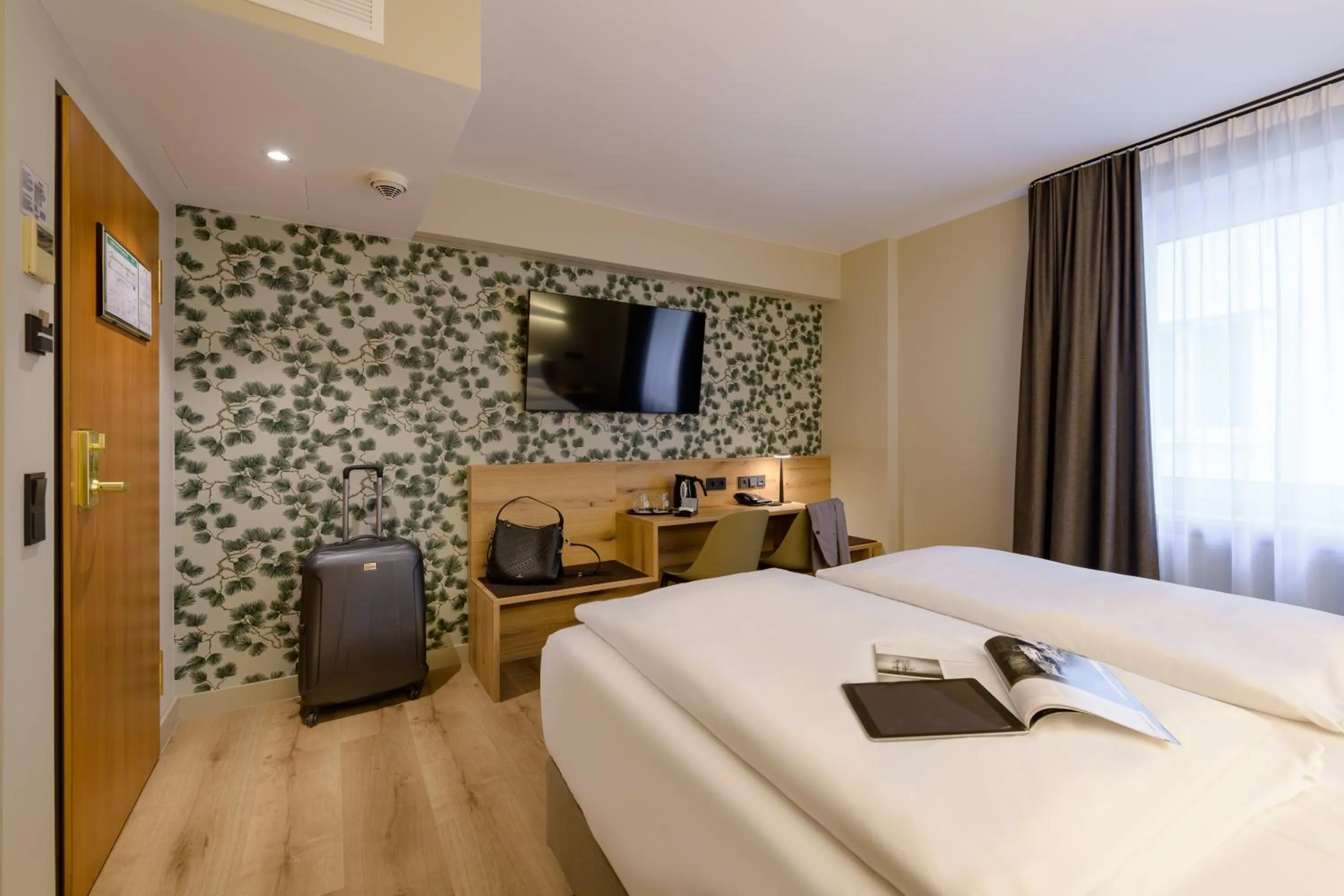 Bedroom, Bed in Mercure Hotel München Altstadt