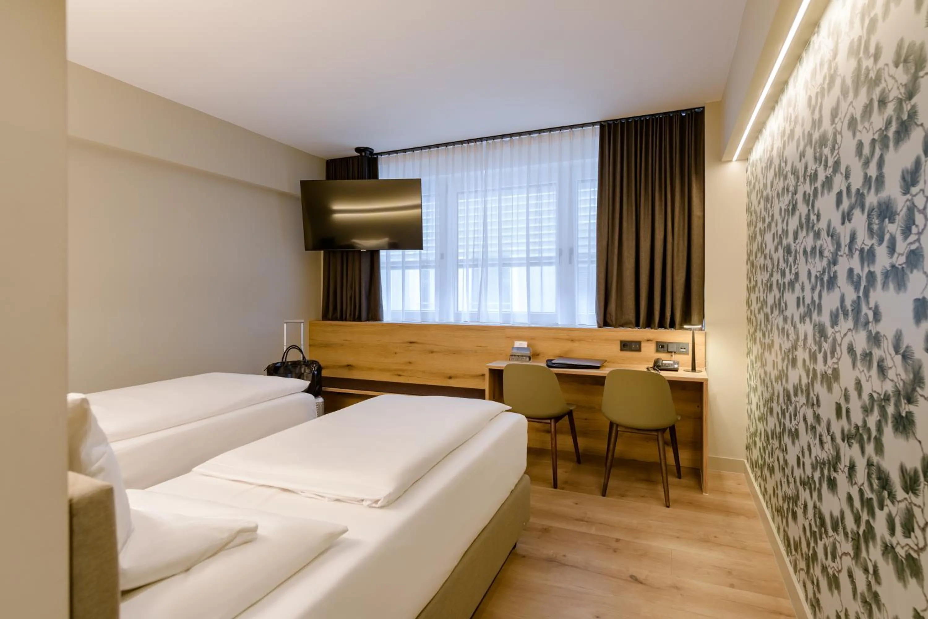 Bedroom, Bed in Mercure Hotel München Altstadt