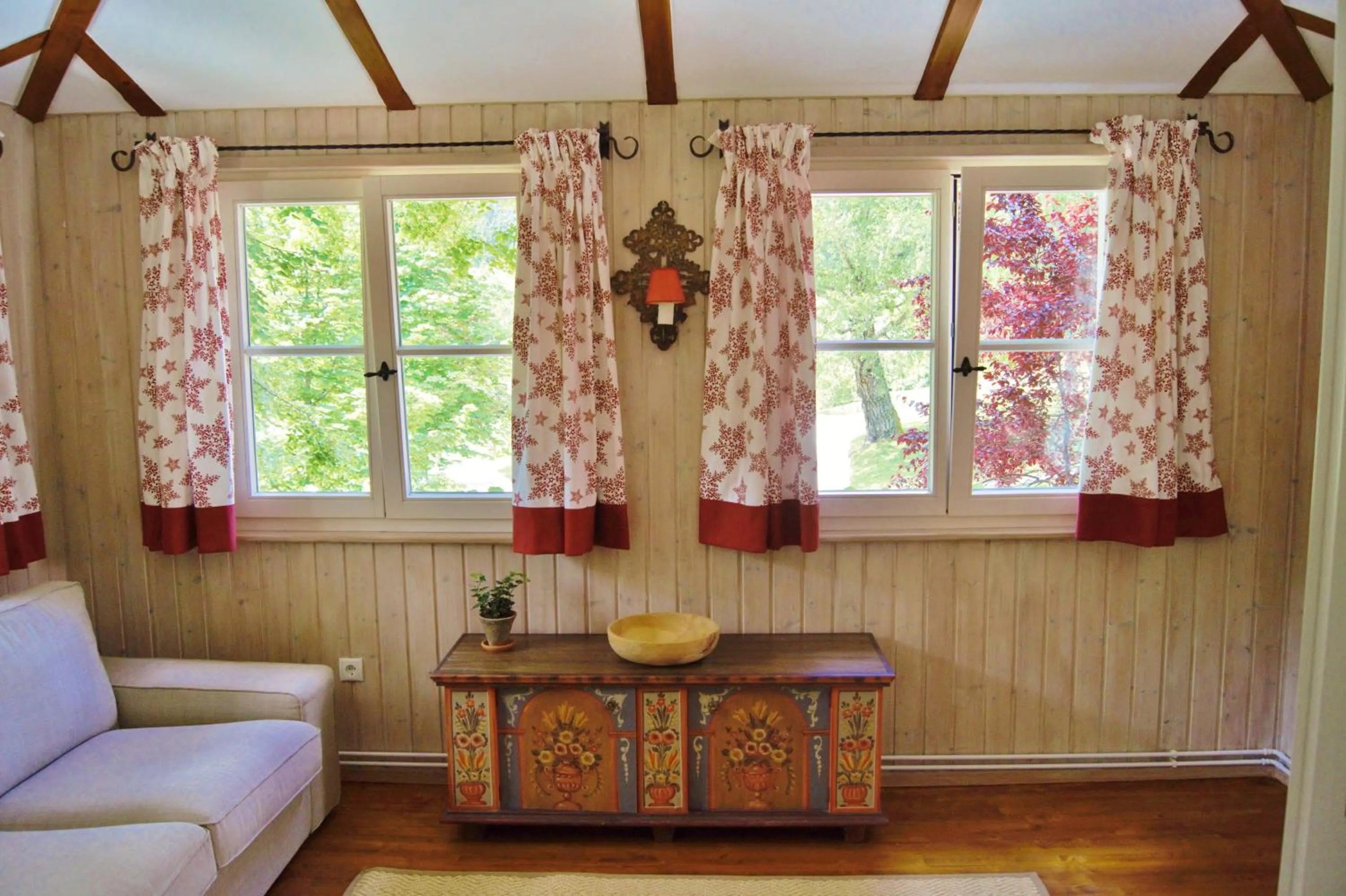 Photo of the whole room in LANDSITZ OBERHOF petit hôtel