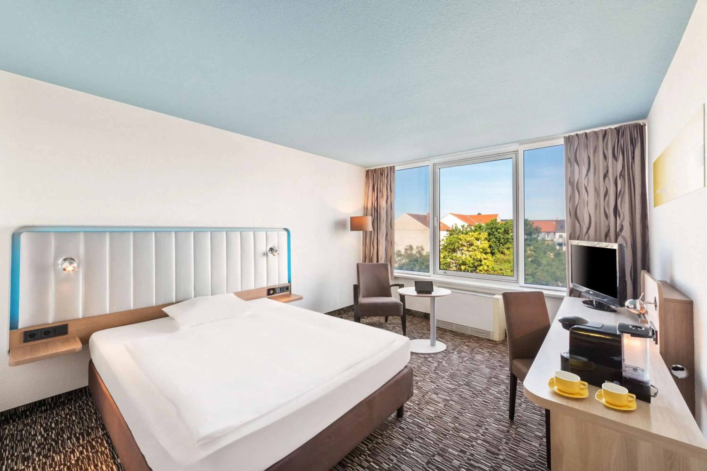 Bedroom, Bed in Best Western Plus Hotel Dresden City