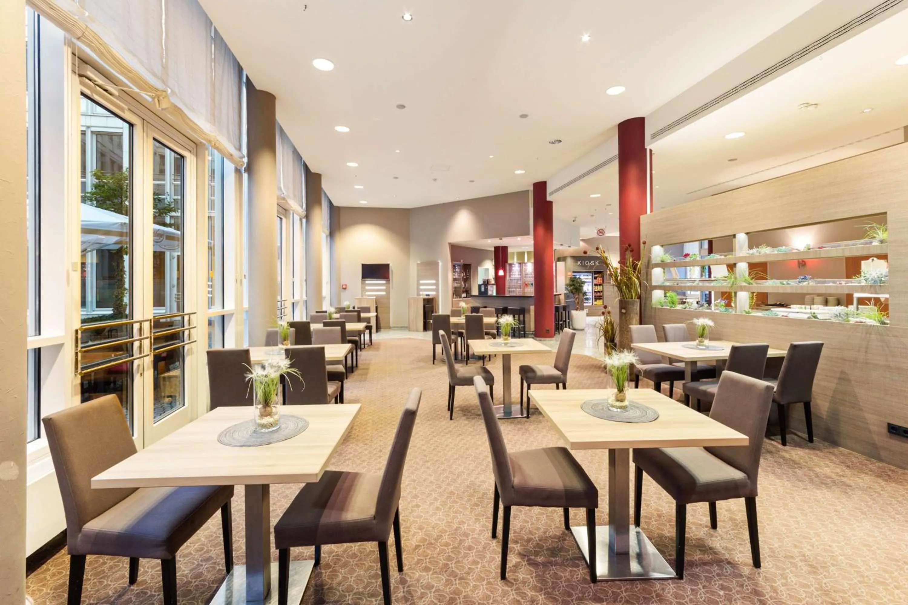 Restaurant/places to eat in Best Western Plus Hotel Dresden City