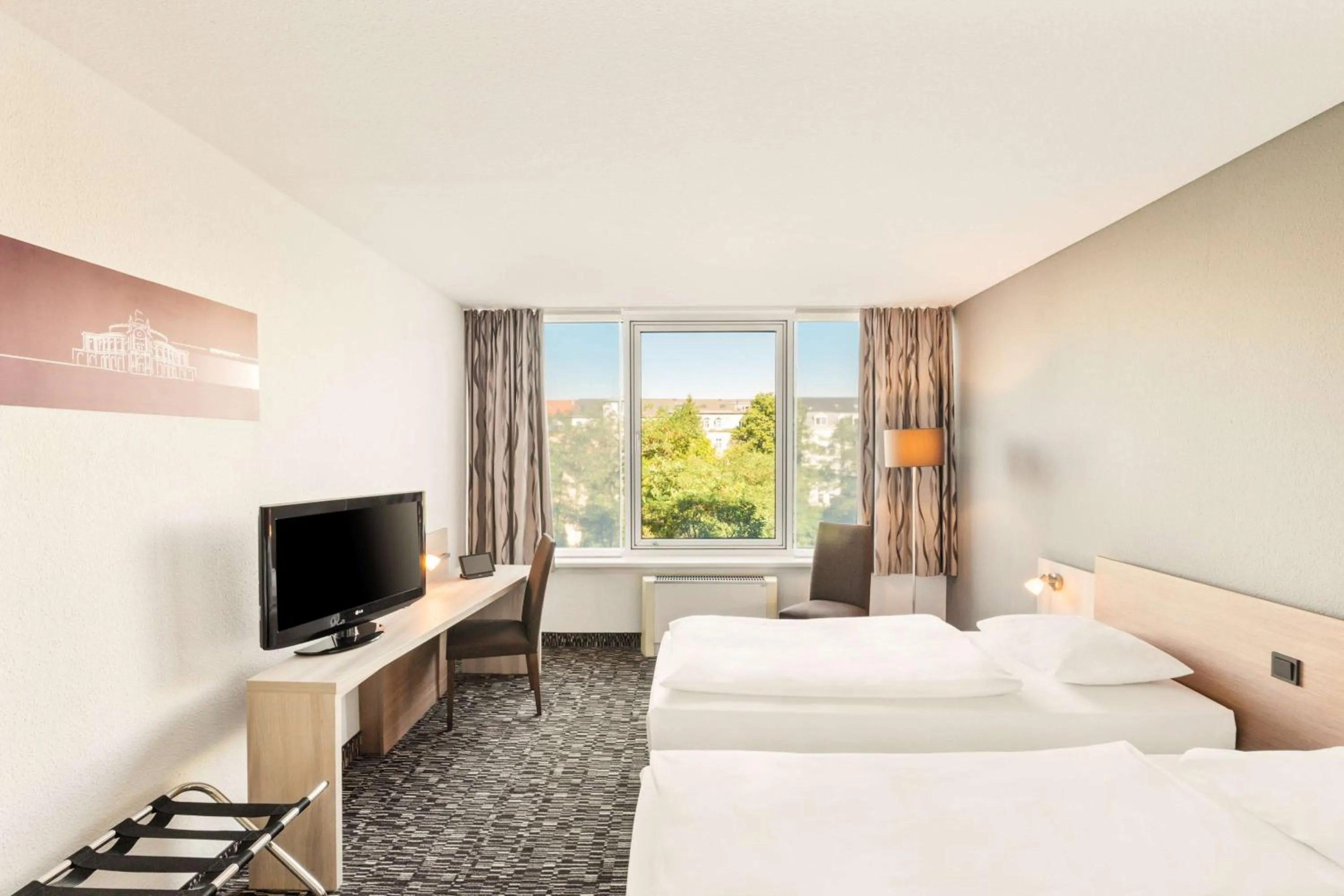 Bedroom, Bed in Best Western Plus Hotel Dresden City