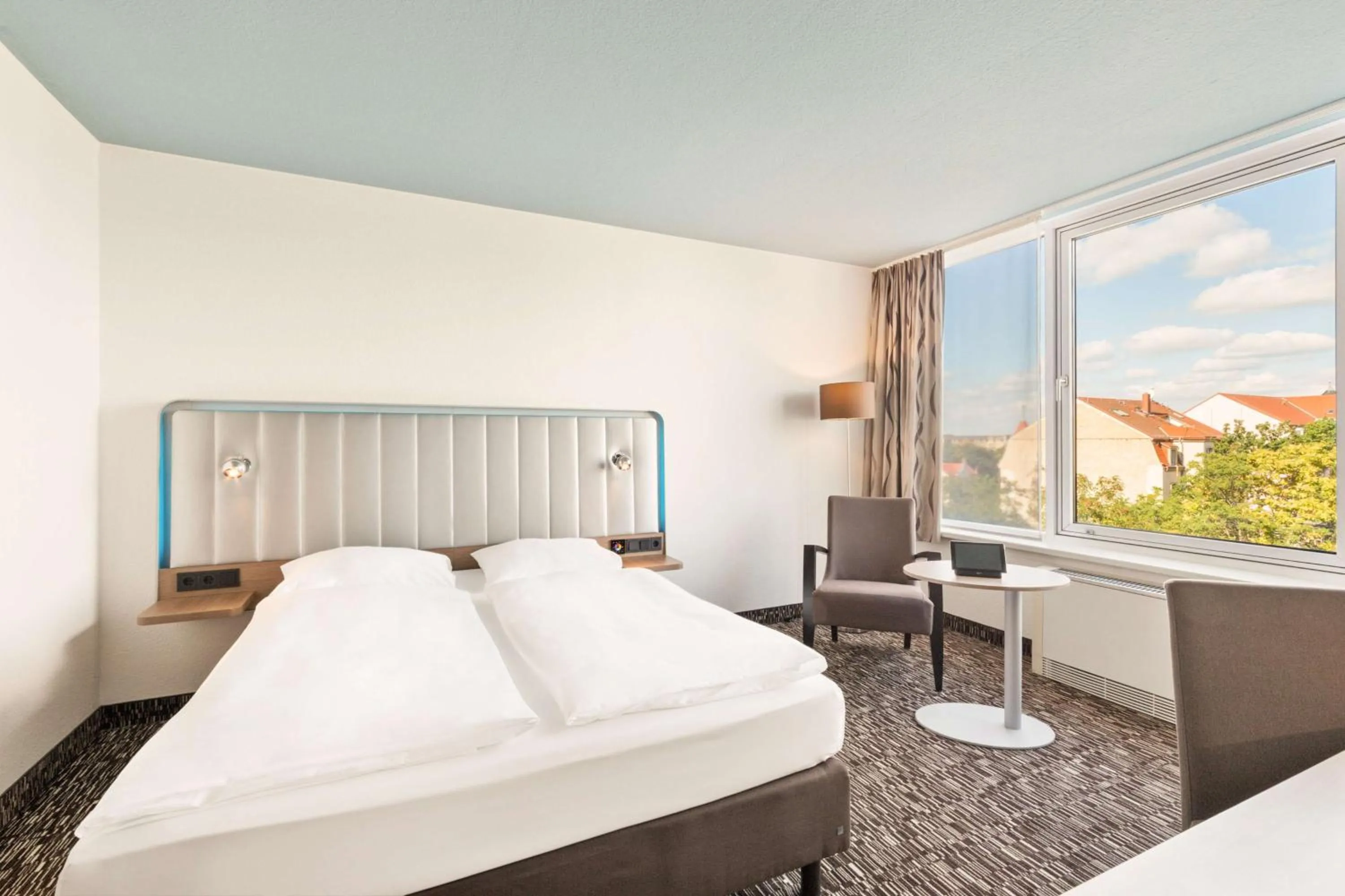 Bedroom, Bed in Best Western Plus Hotel Dresden City