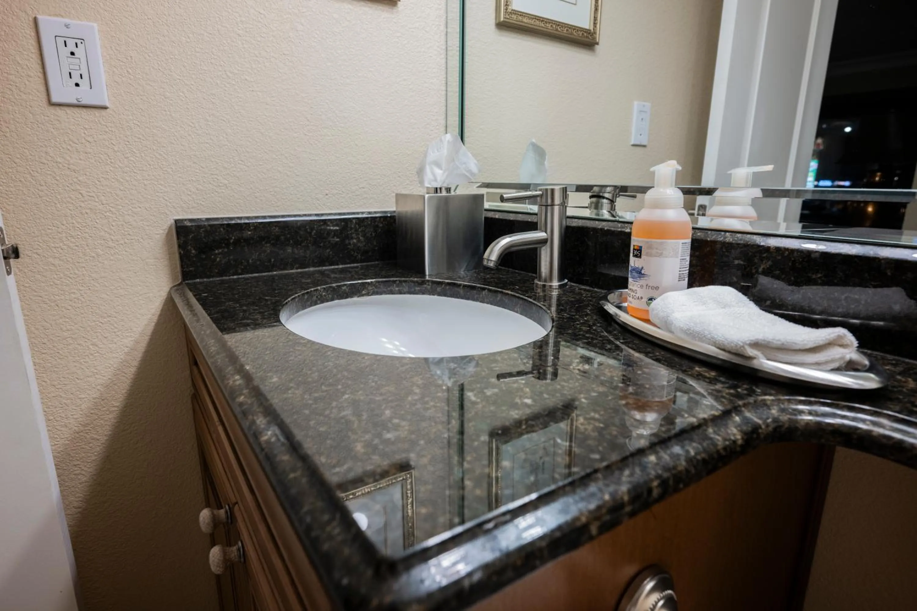Bathroom in StripViewSuites at Jockey Club