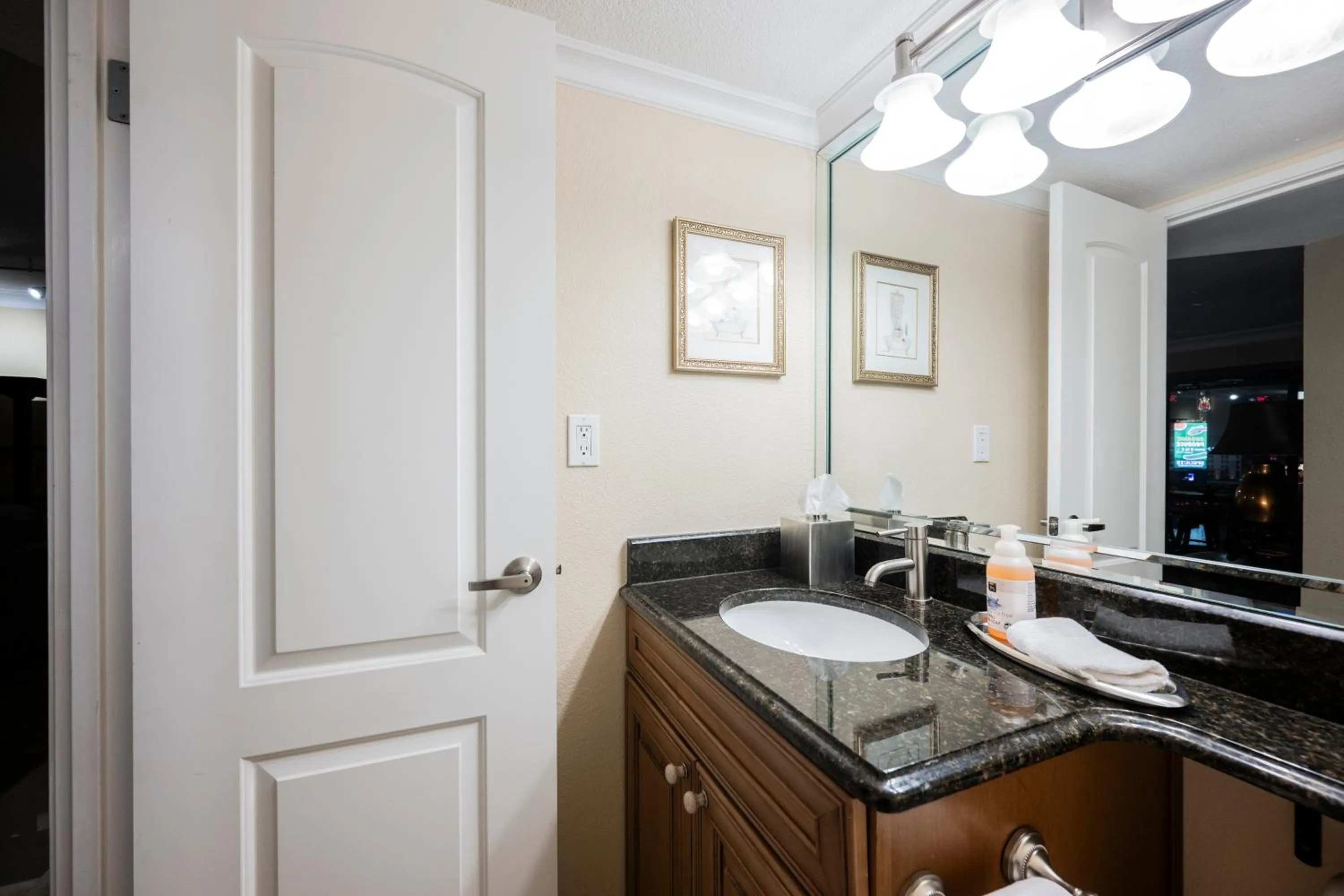 Bathroom in StripViewSuites at Jockey Club