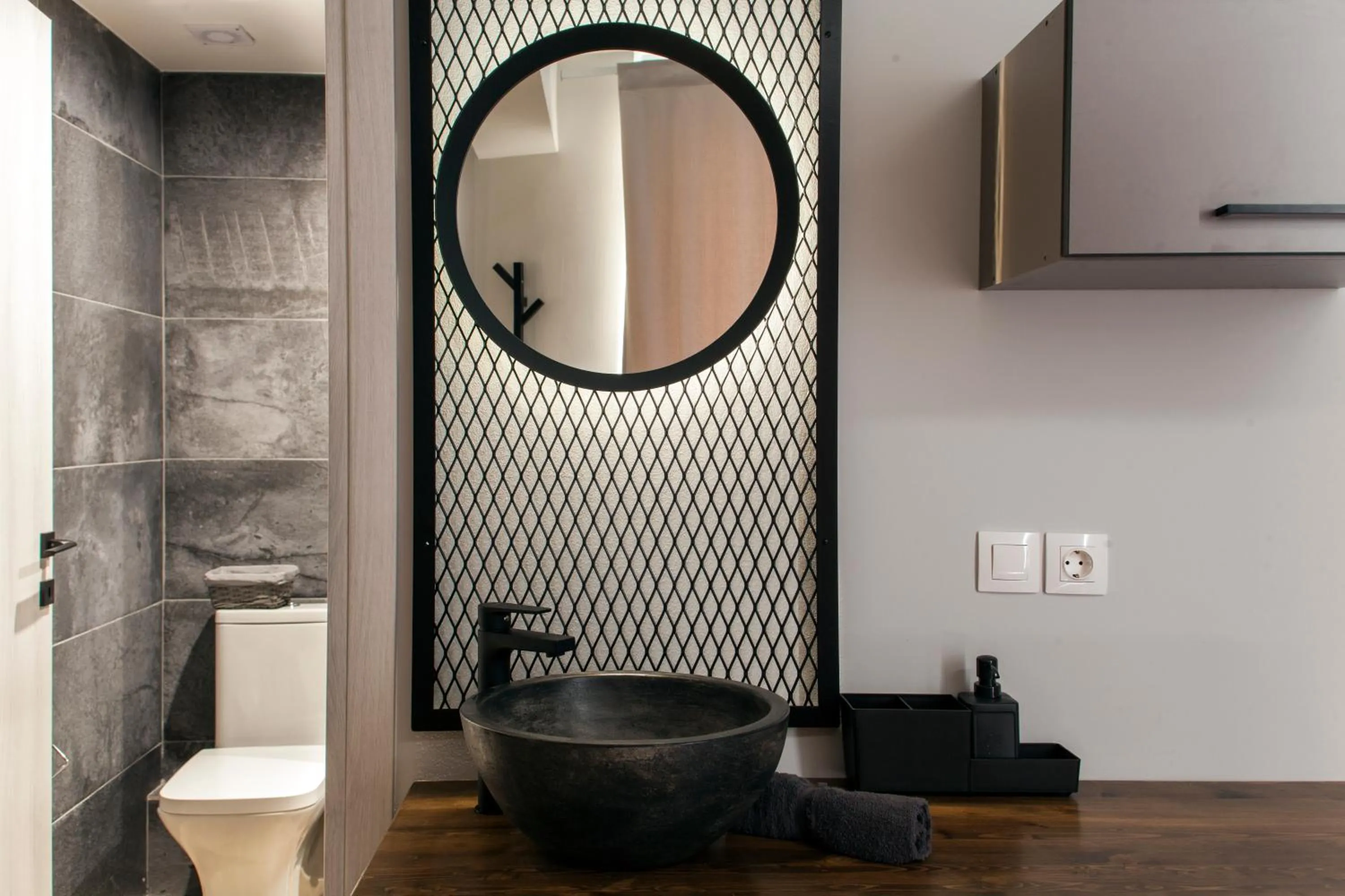 Raise The Heraklion Project