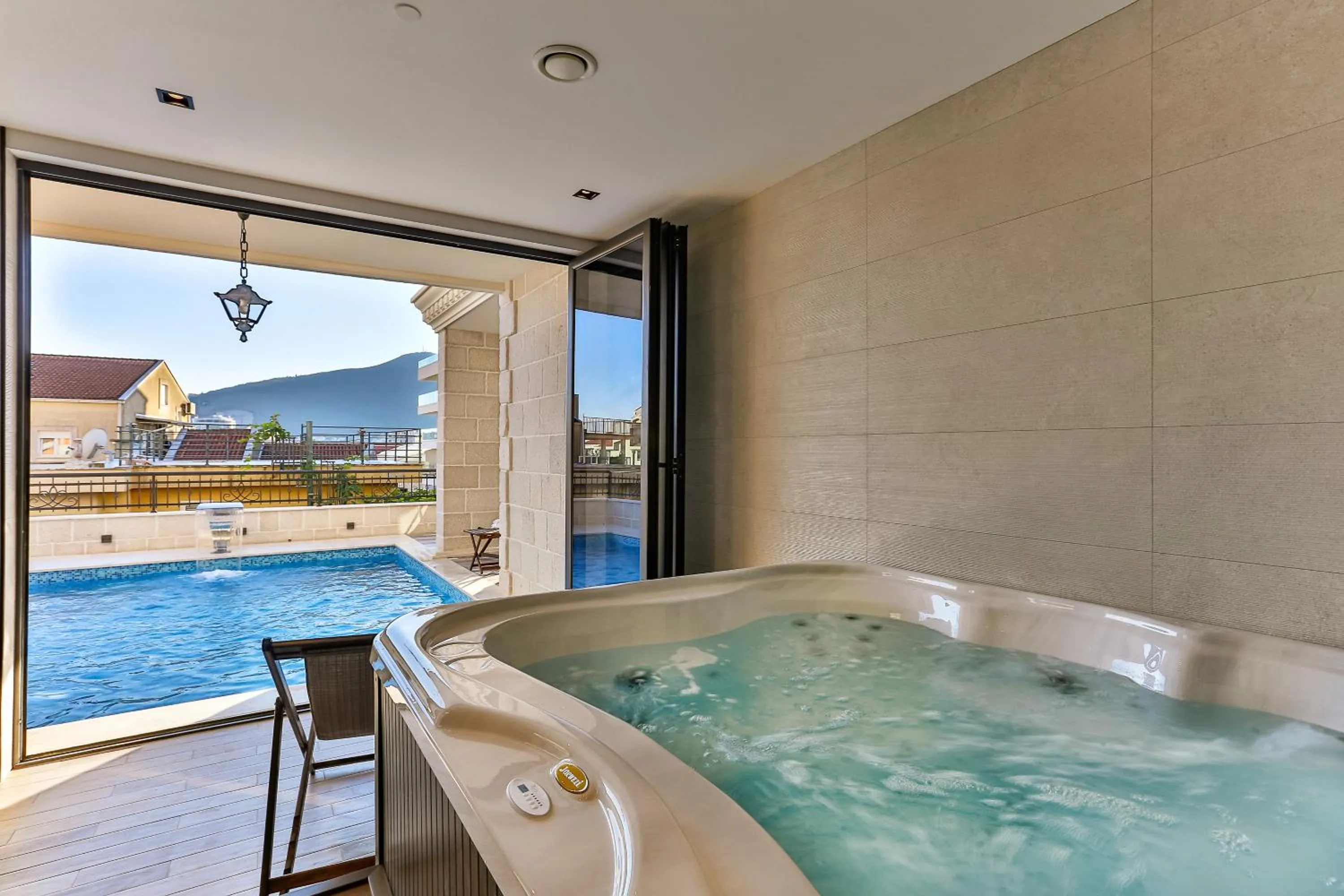 Hot Spring Bath in Boutique Hotel Tate By Aycon