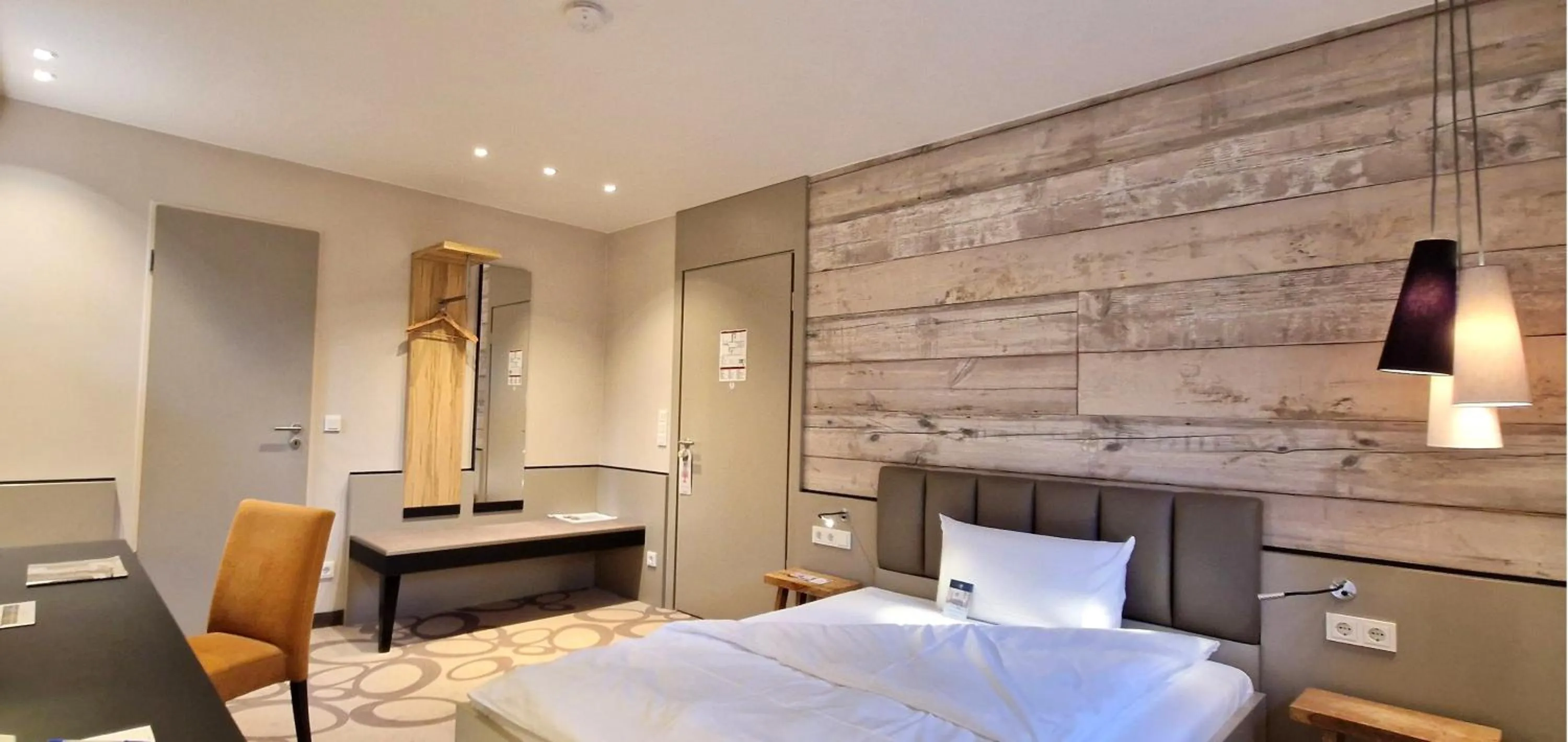 Photo of the whole room, Bed in Ringhotel Schorfheide I Waldresort Werbellinsee