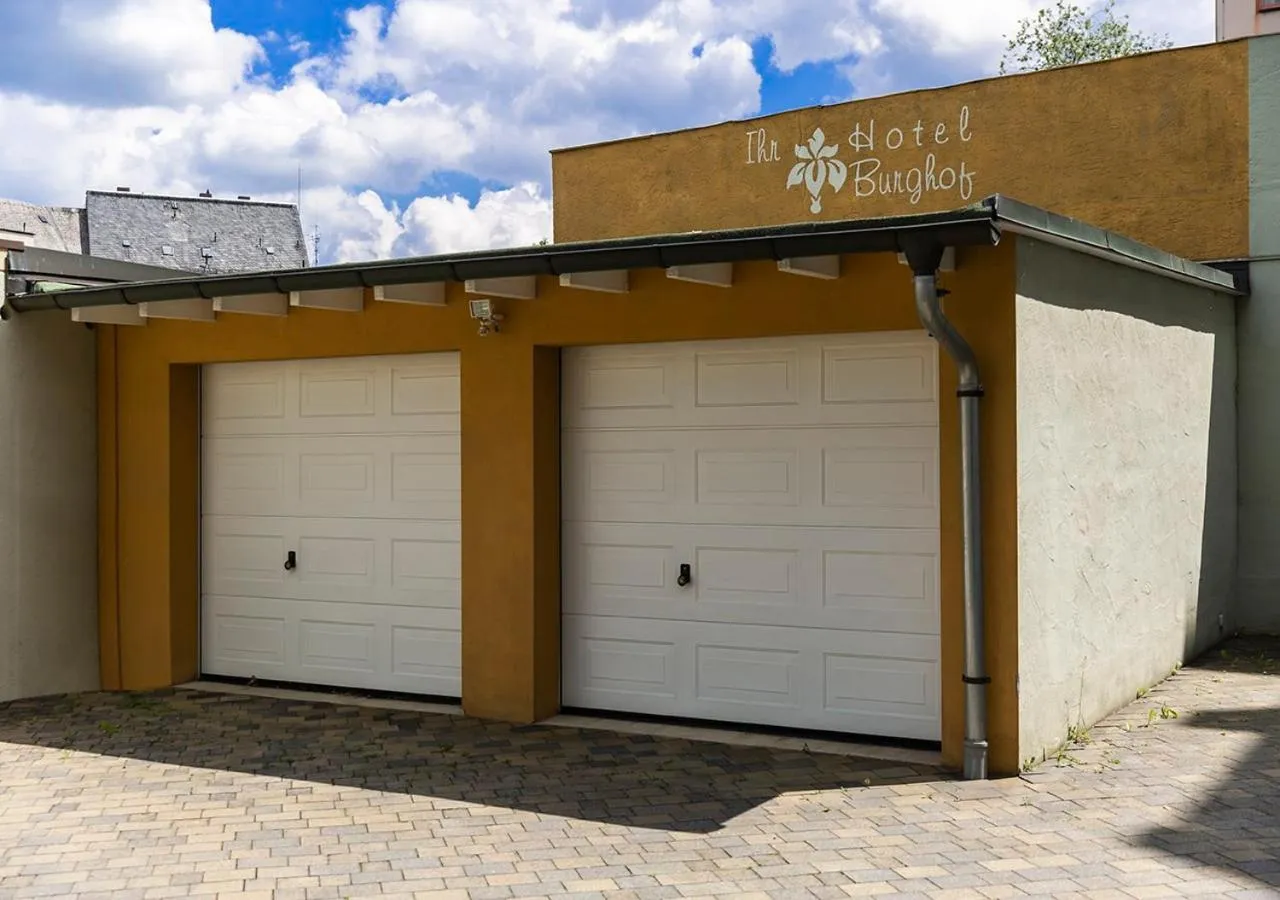 Patio in Hotel Burghof