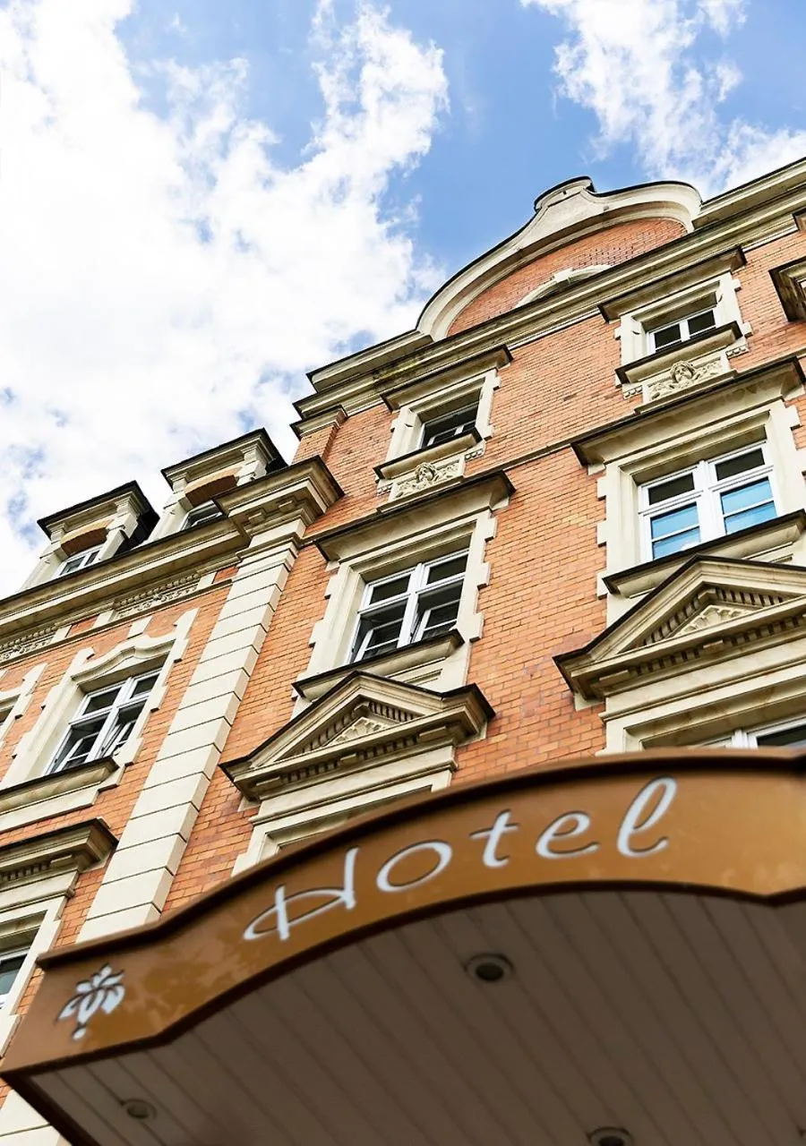 Property building in Hotel Burghof