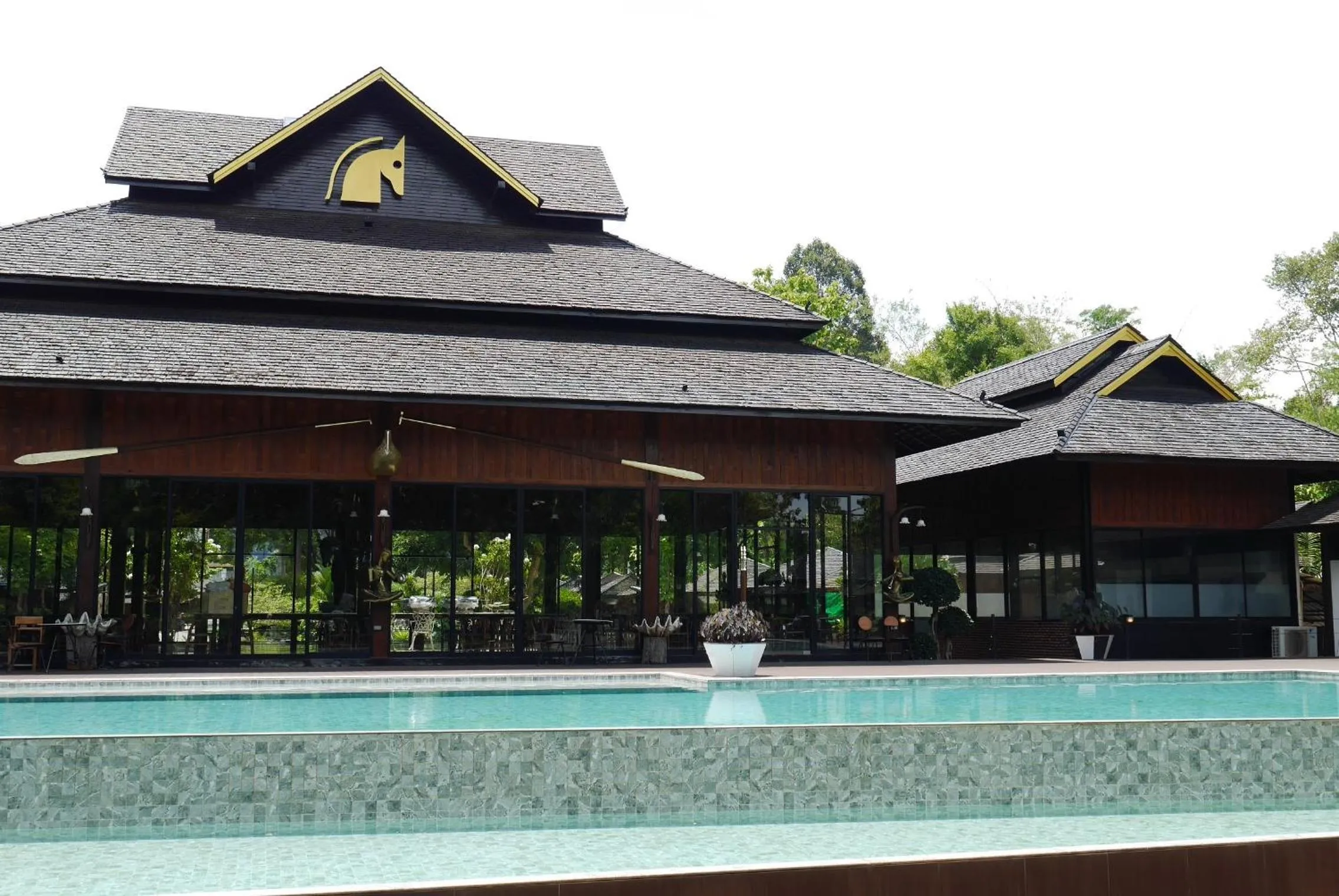 Swimming pool in Phumontra Resort Nakhon Nayok