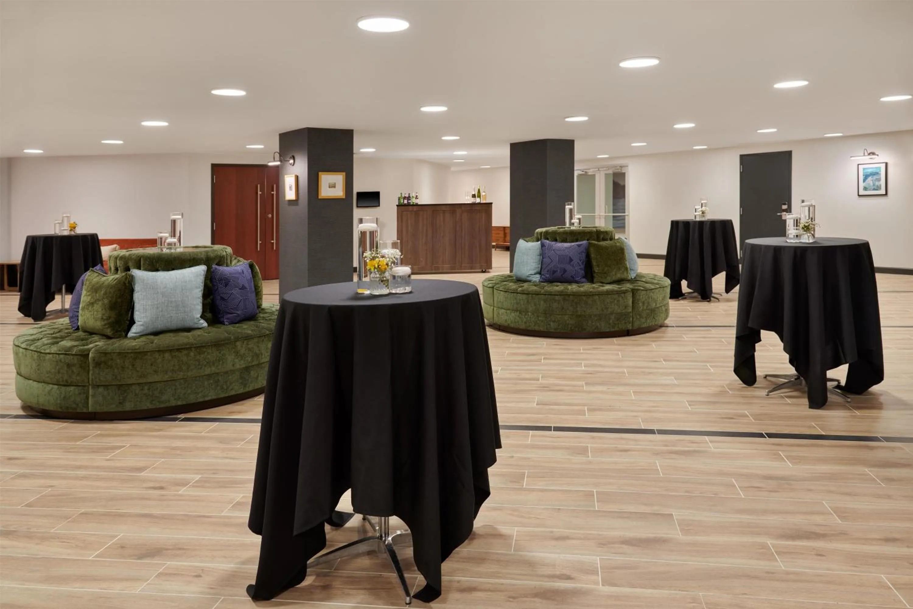 Meeting/conference room in Hotel Canandaigua, Tapestry Collection By Hilton