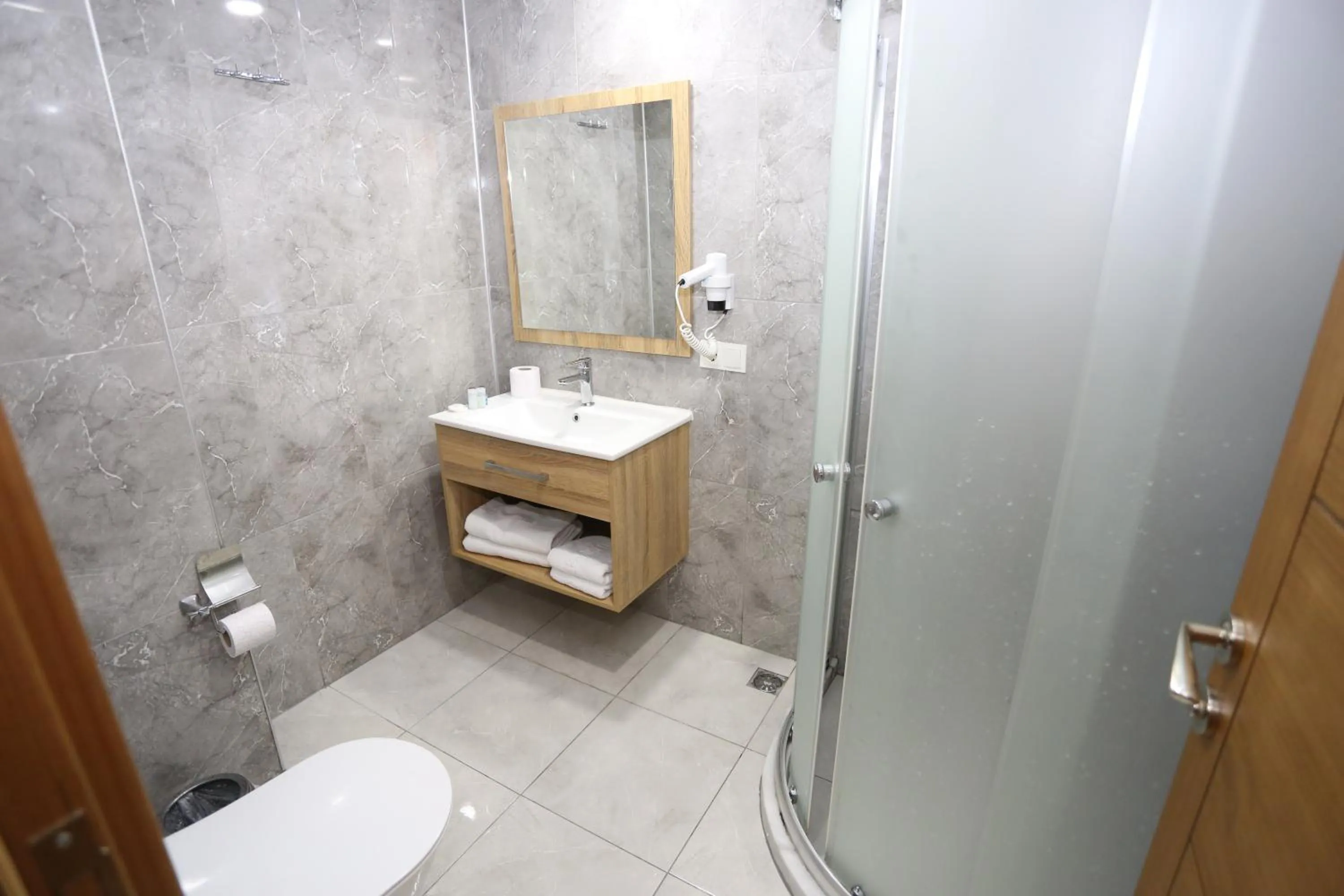 Bathroom in Terzioglu Otel