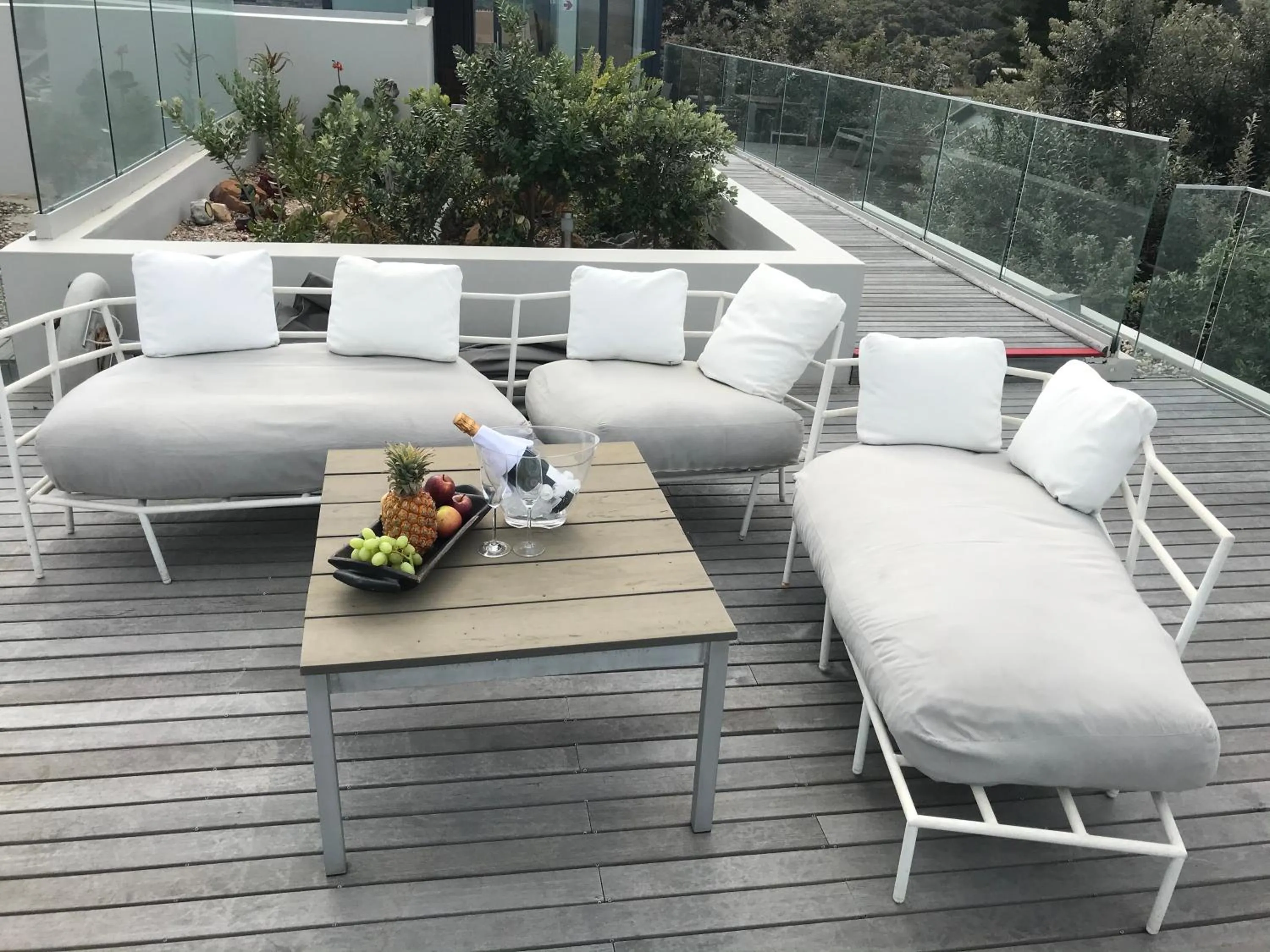 Balcony/Terrace in The Ocean View Guest House