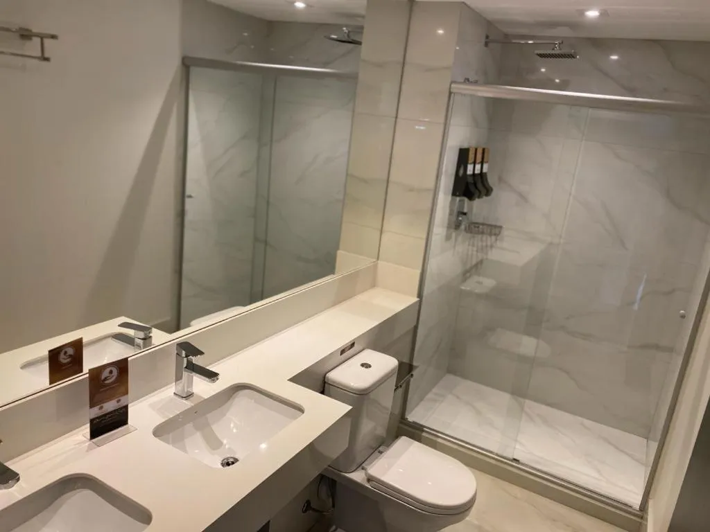 Bathroom in Class Hotel Piracicaba