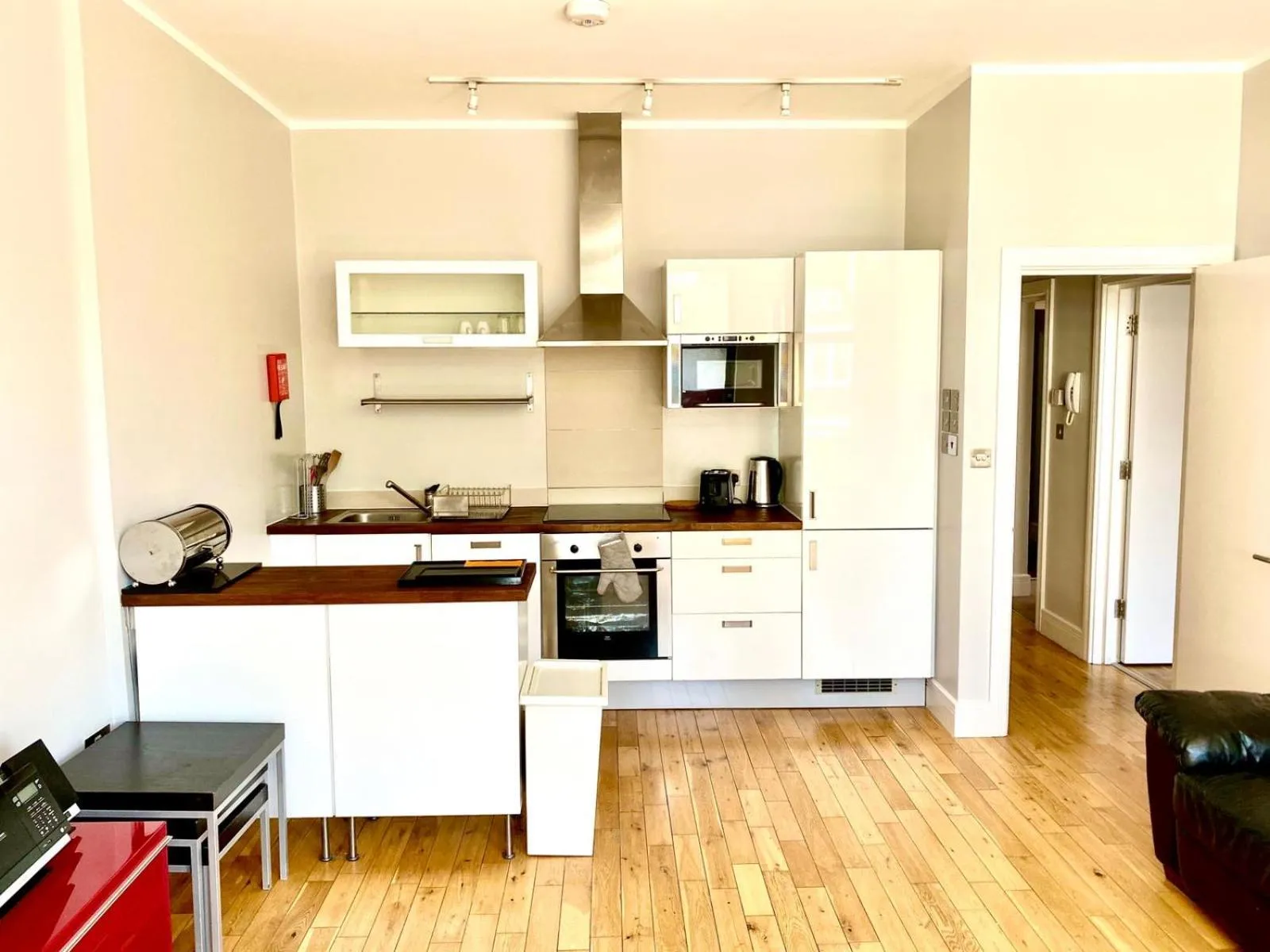 Communal kitchen in Westciti Croydon Serviced Apartments