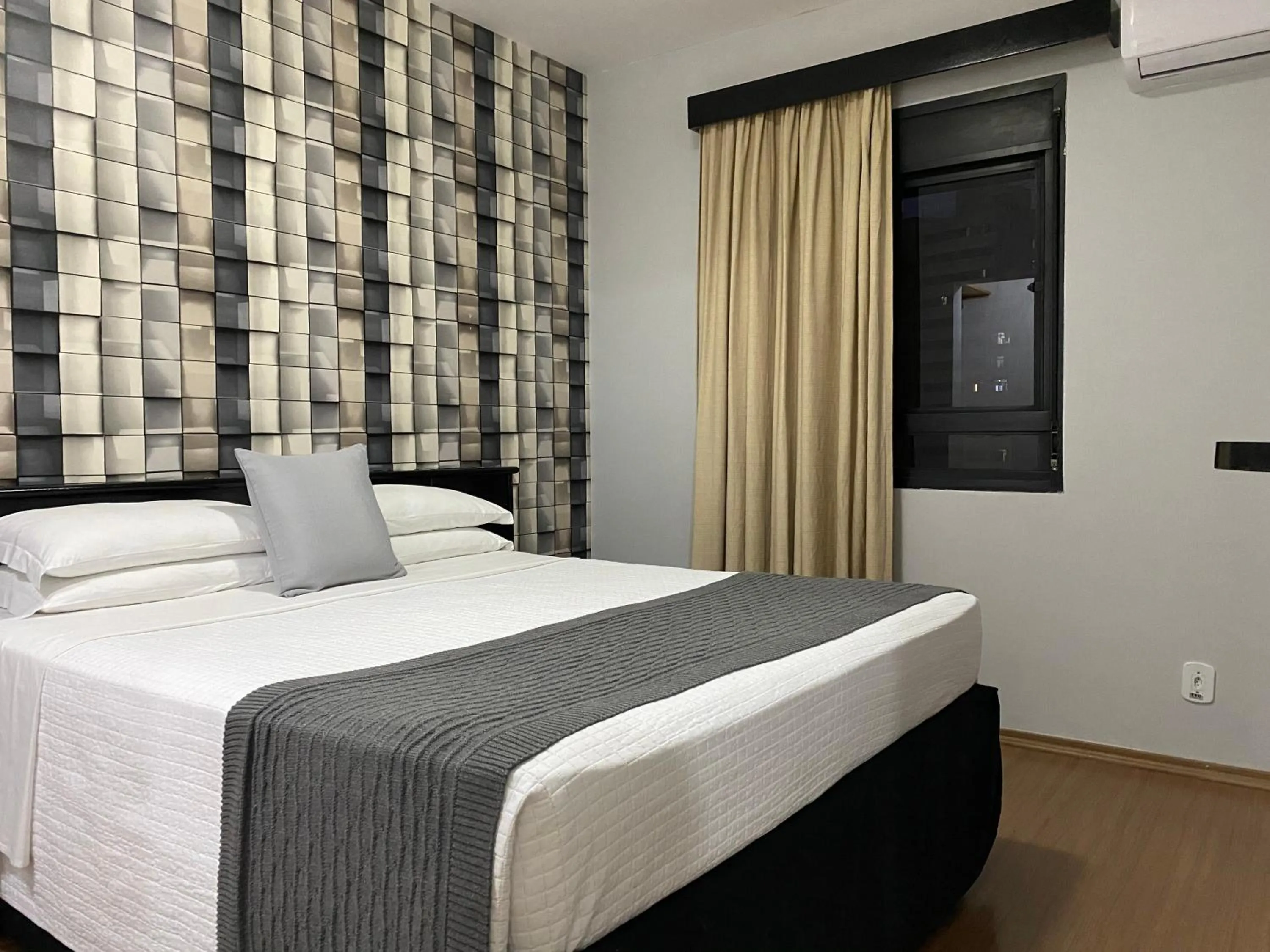 Bed in 360 Santa Cecília