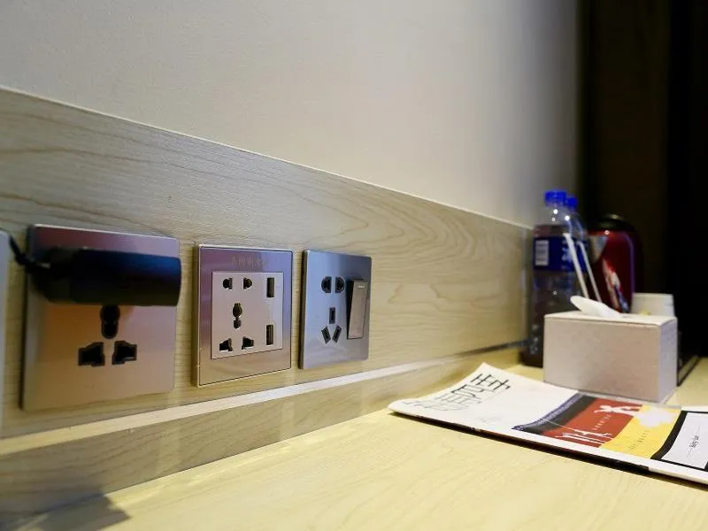 7 Days PremiumQingyuan Yinzhan Hot Springs [High-end Budget Hotel]