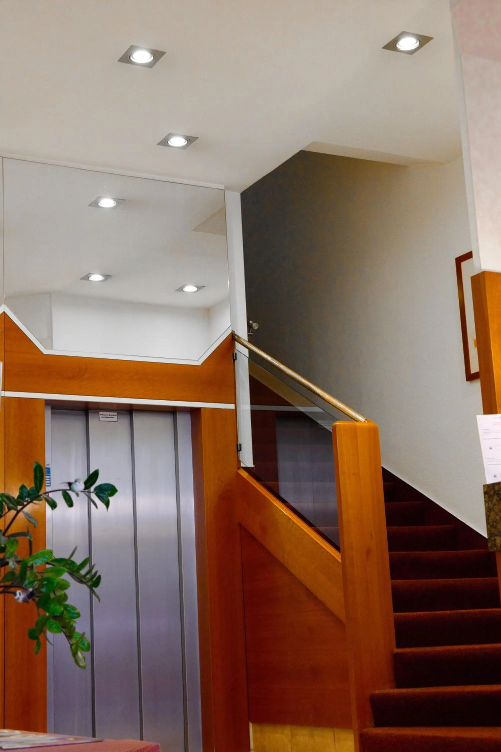 elevator in Hotel Trierer Hof