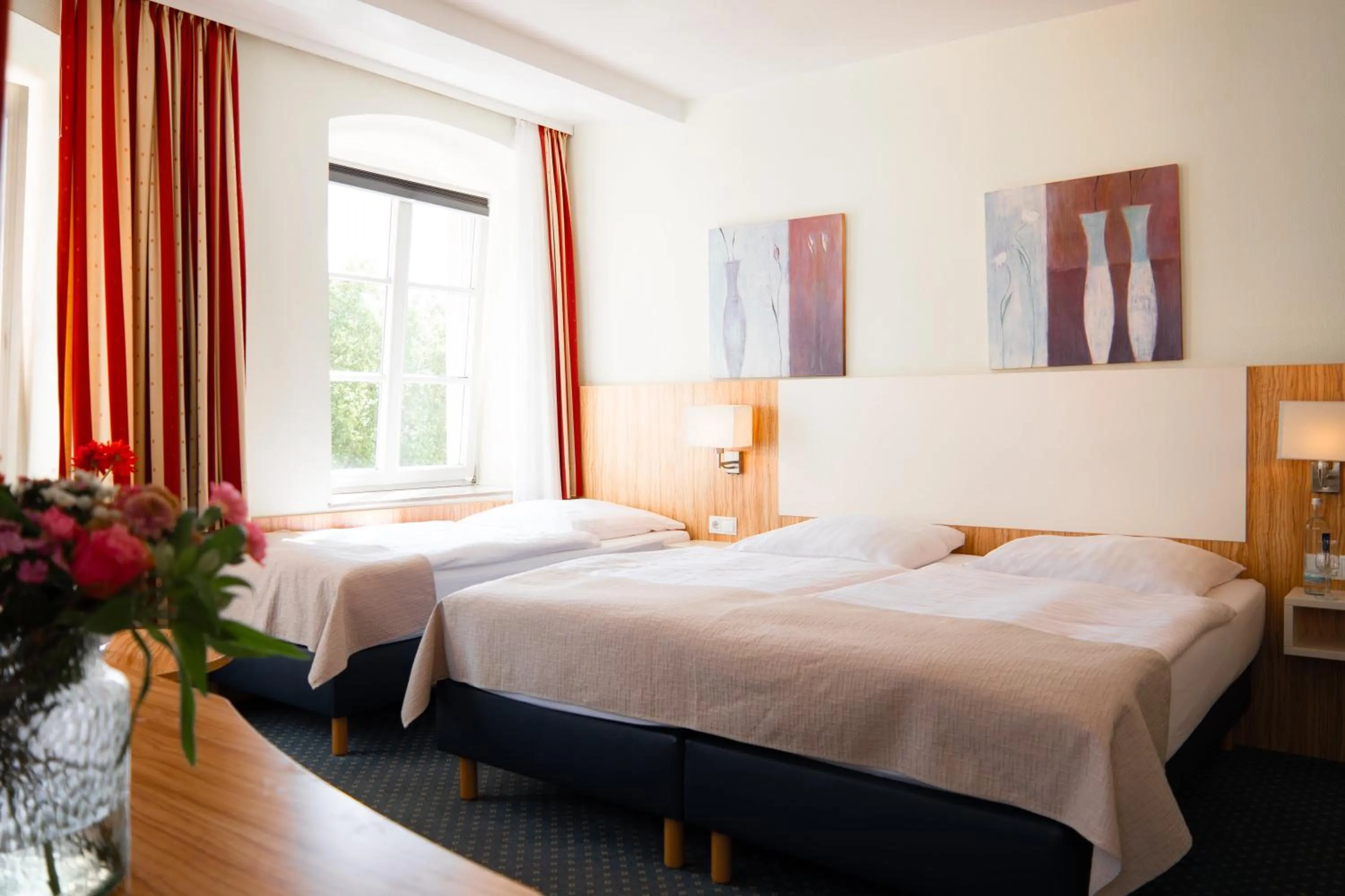 Bed in Hotel Trierer Hof